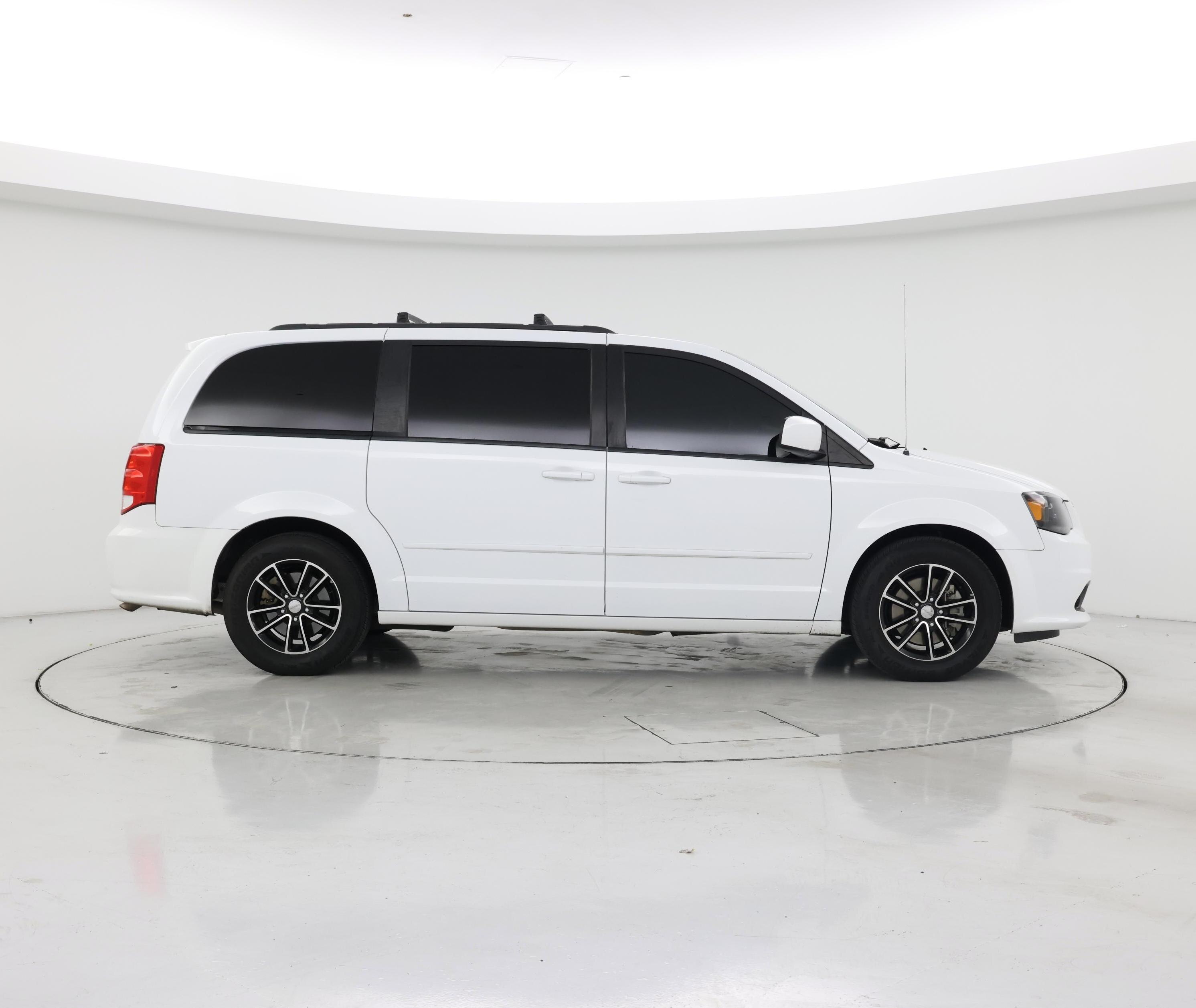 Thumbnail: 2017 Dodge Grand Caravan - 7