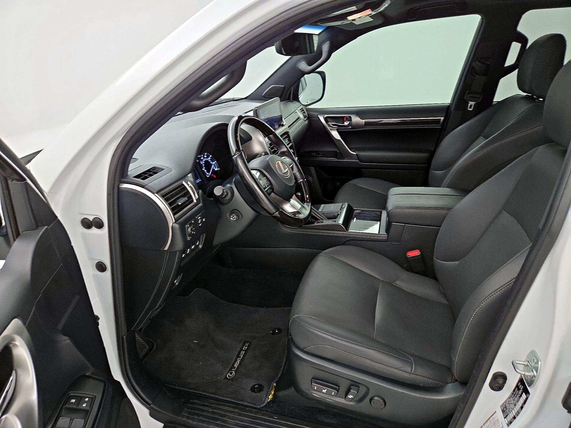 Thumbnail: 2022 Lexus GX - 11