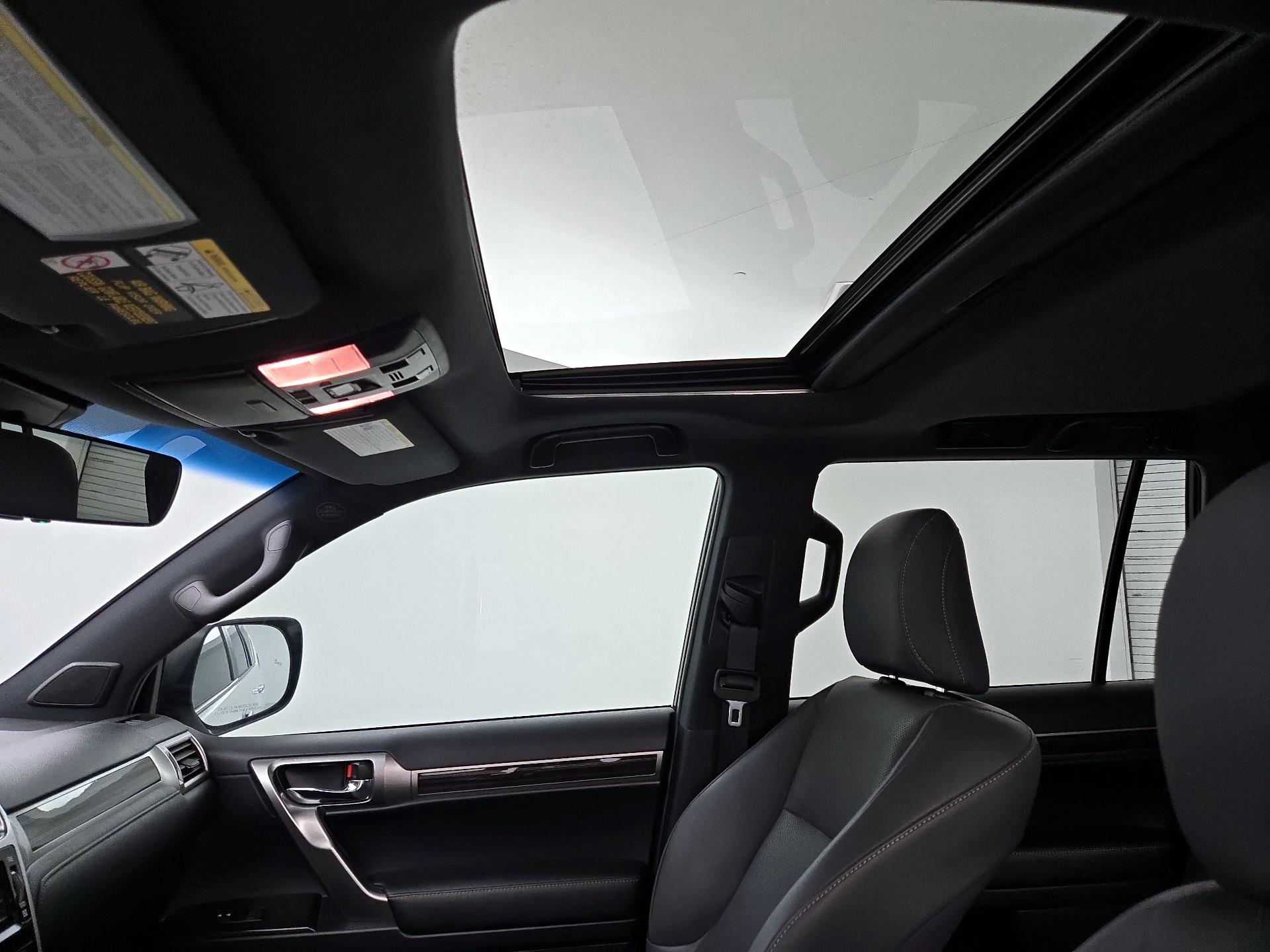 Thumbnail: 2022 Lexus GX - 20