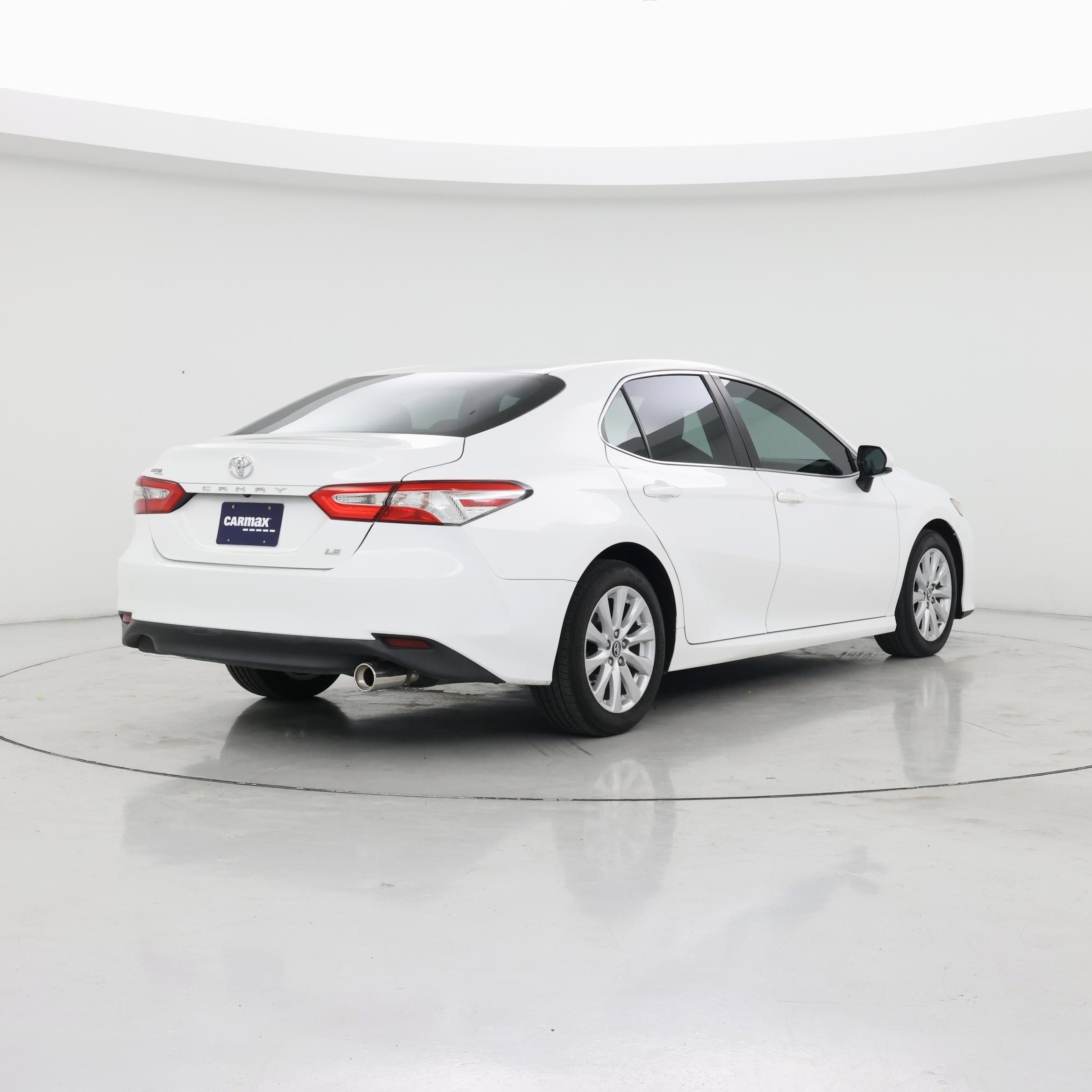 Thumbnail: 2018 Toyota Camry - 8