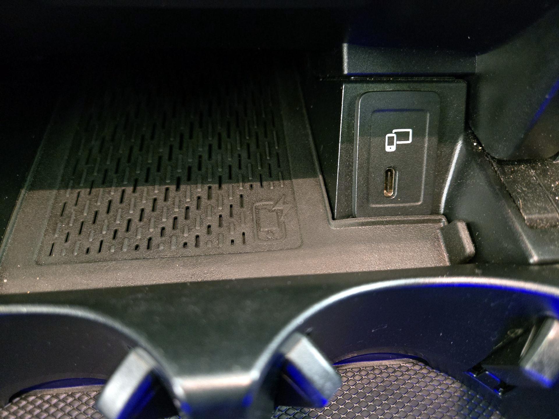 Thumbnail: 2023 Mercedes-Benz GLC - 18