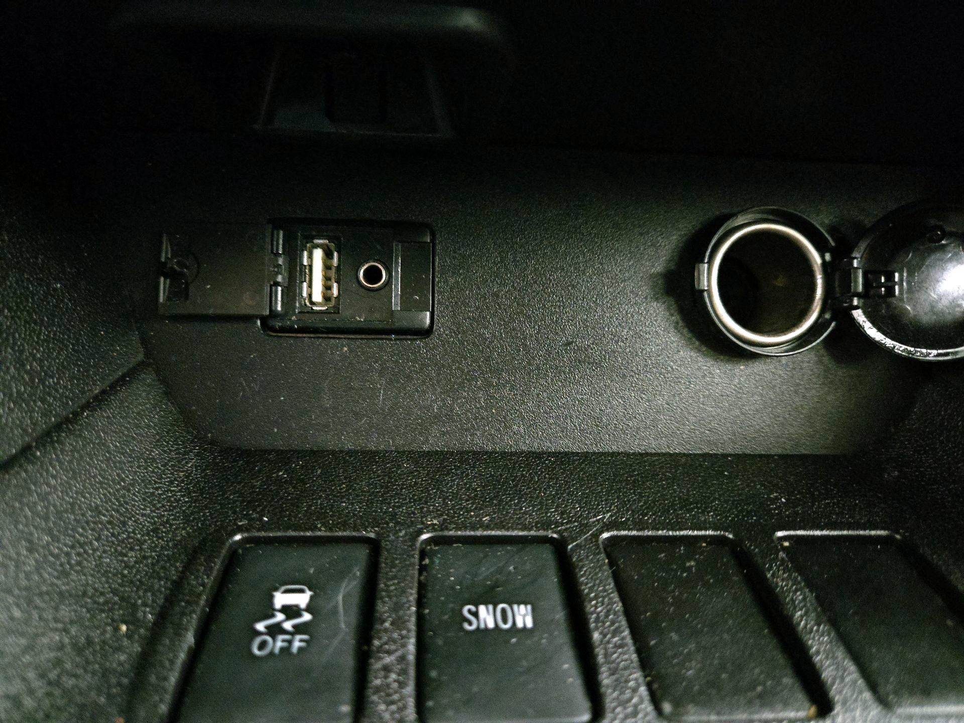 Thumbnail: 2016 Toyota Highlander - 18