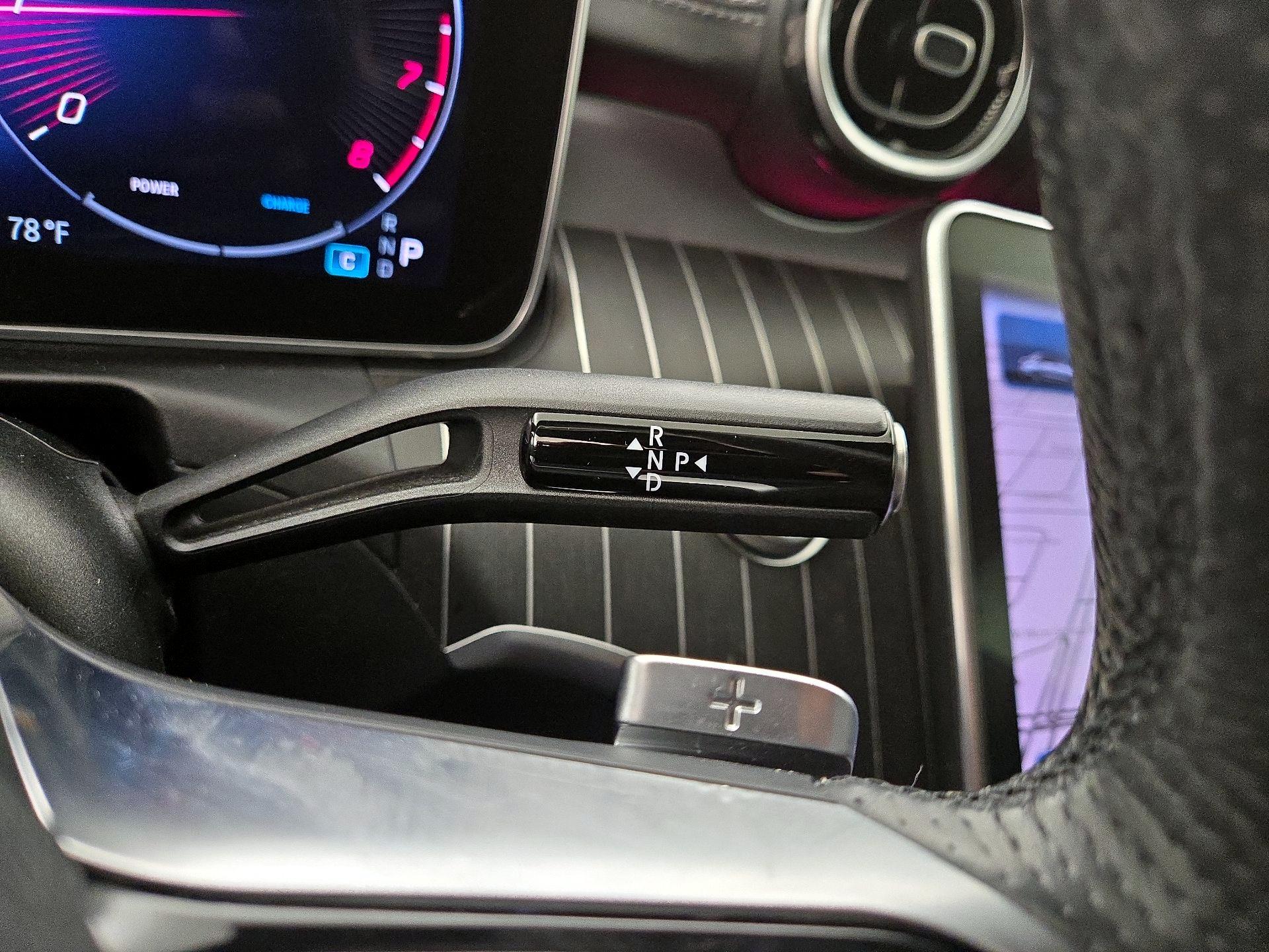 Thumbnail: 2023 Mercedes-Benz C-Class - 18