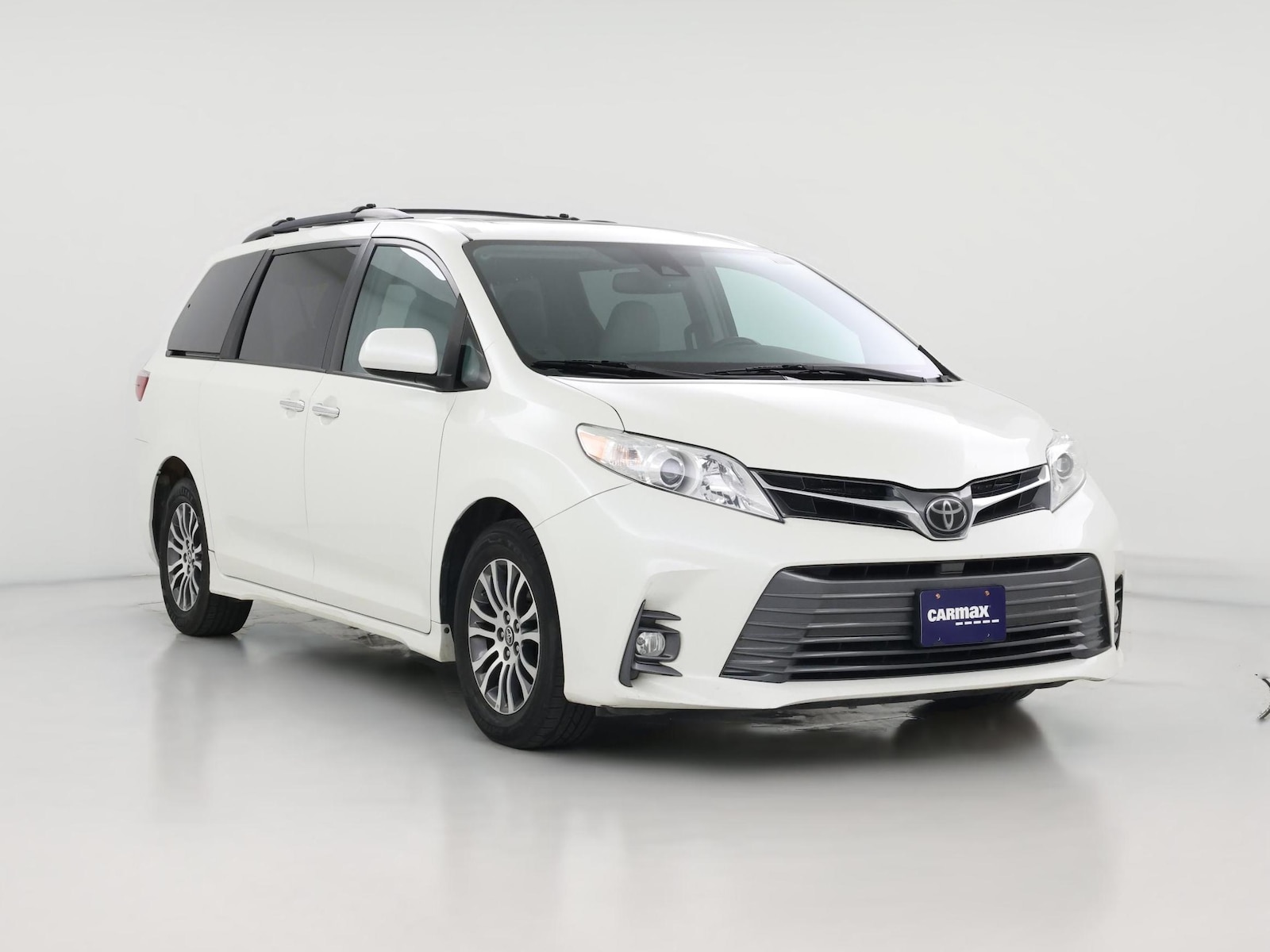 2018 Toyota Sienna XLE