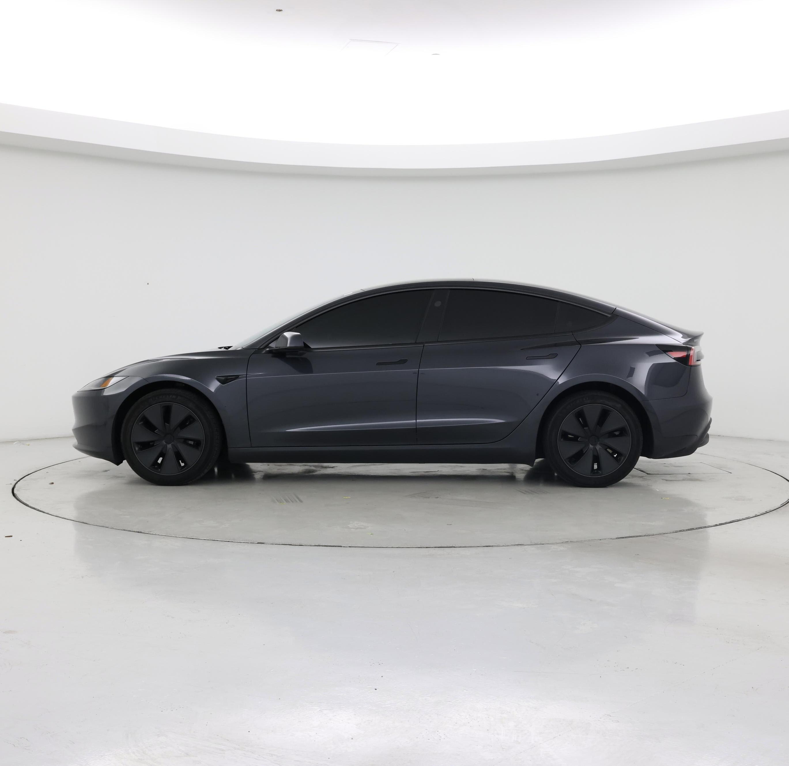 Thumbnail: 2025 Tesla Model 3 - 3