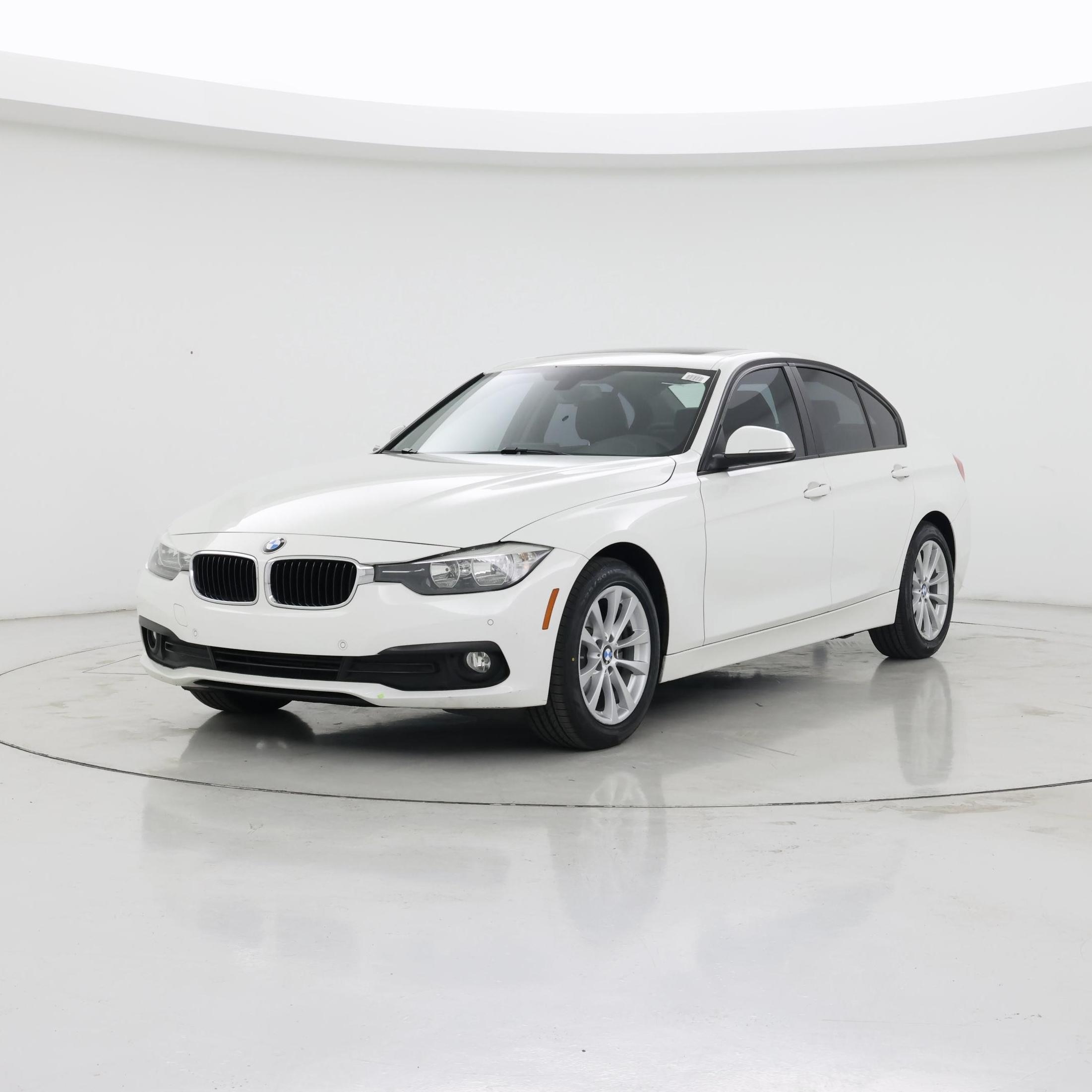 Thumbnail: 2016 BMW 3 Series - 4