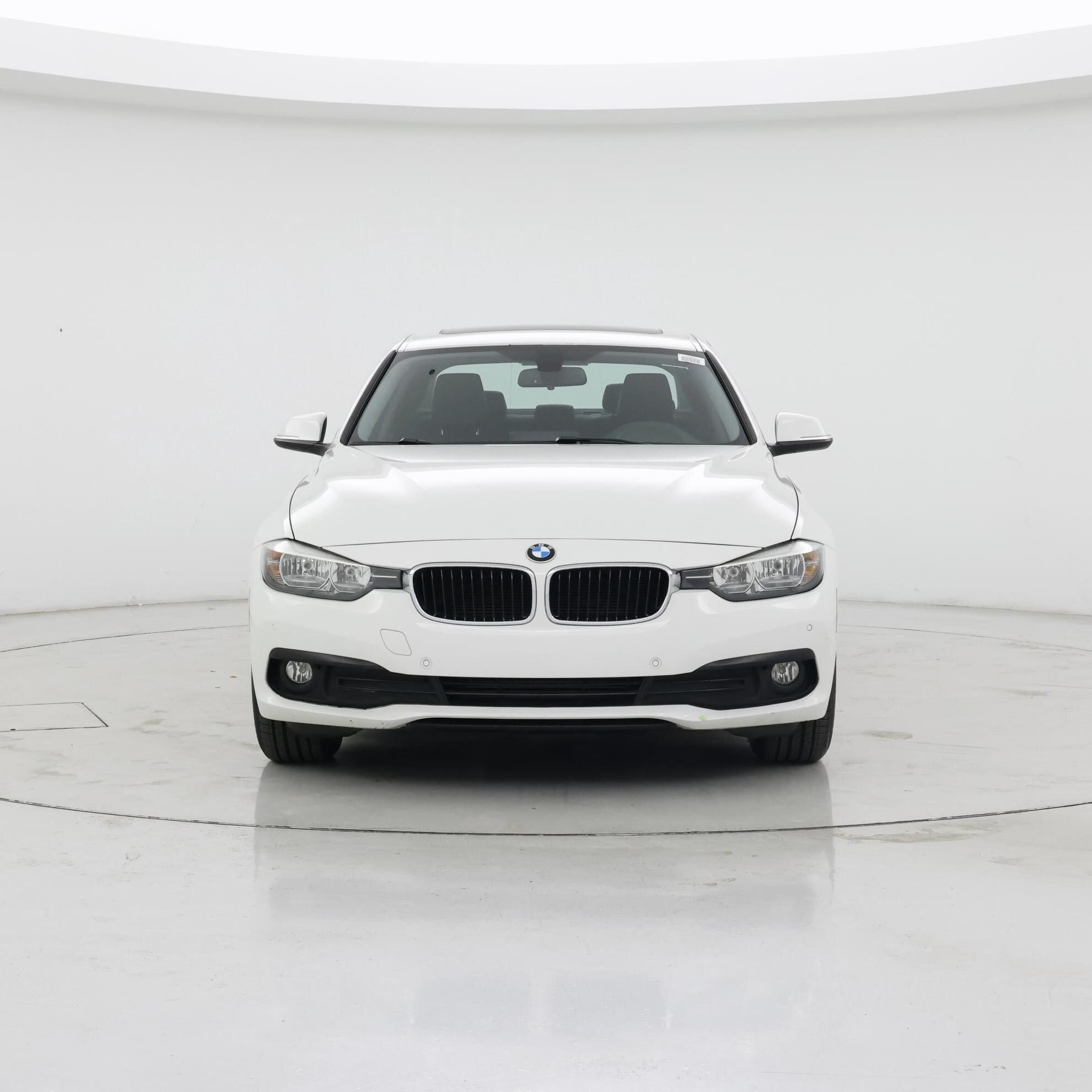 Thumbnail: 2016 BMW 3 Series - 5