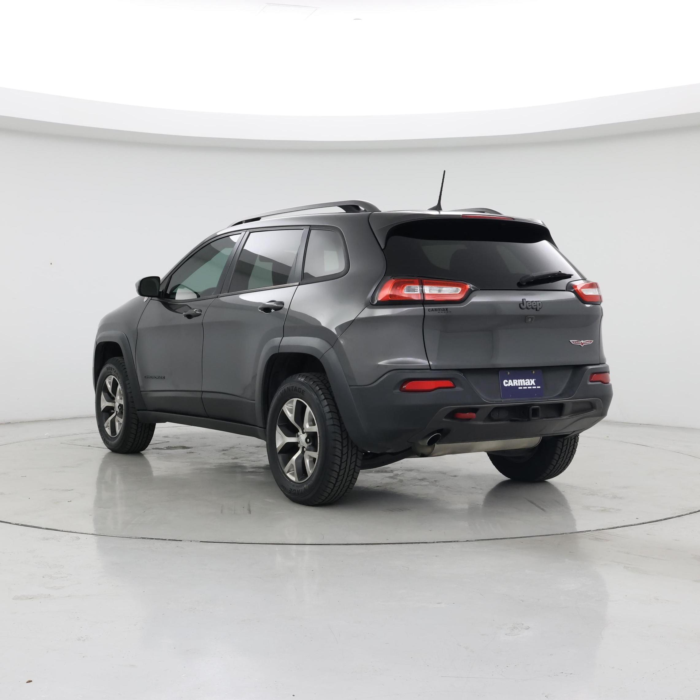 Thumbnail: 2017 Jeep Cherokee - 2