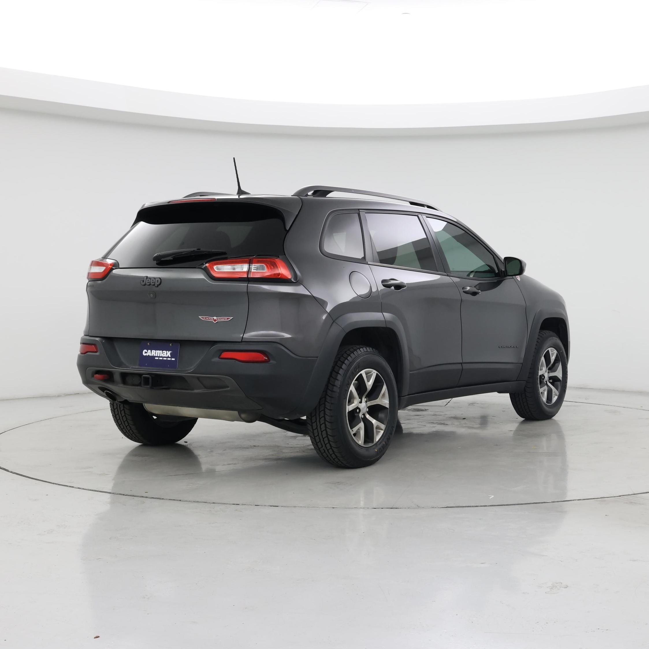 Thumbnail: 2017 Jeep Cherokee - 8
