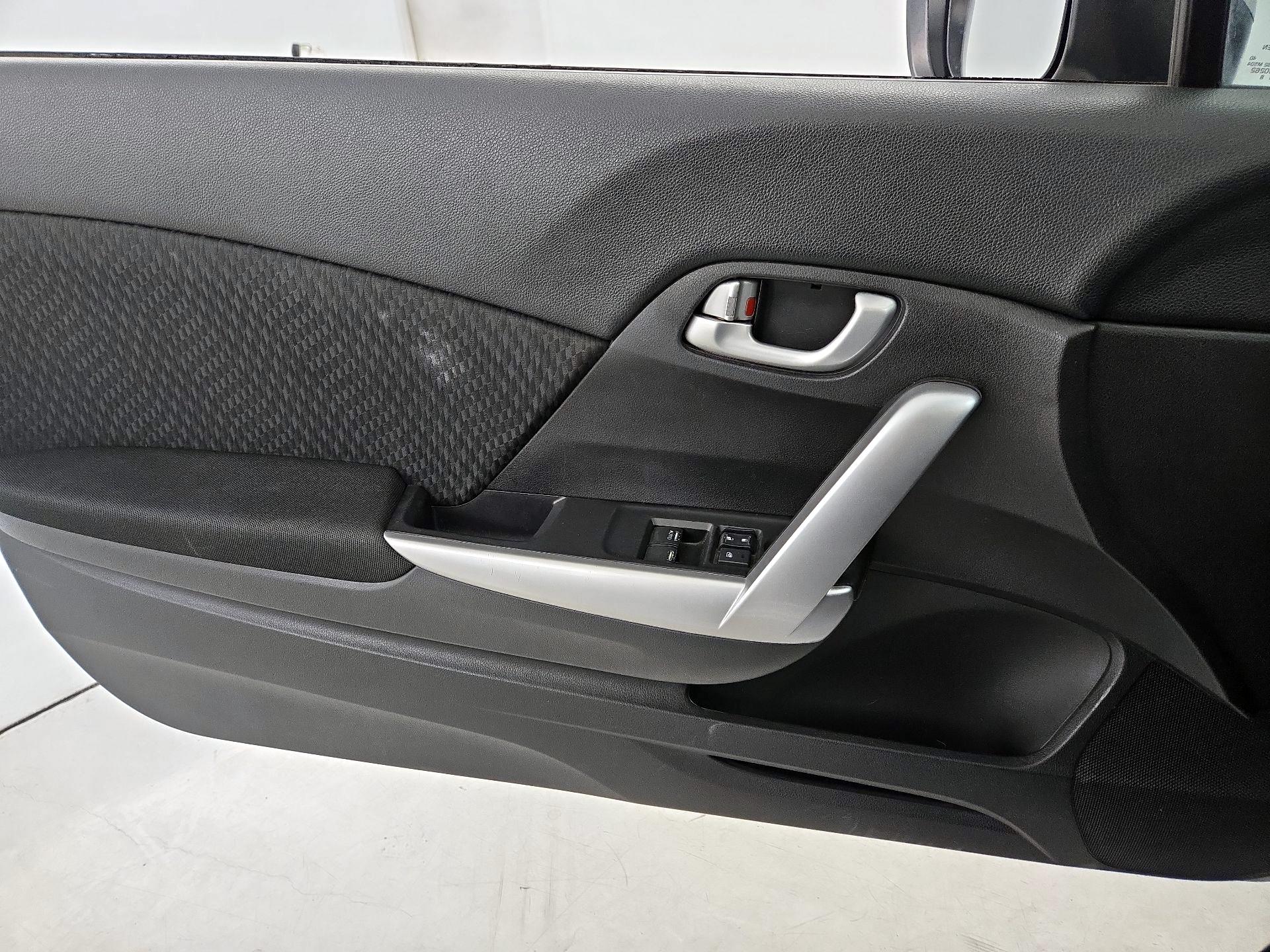 Thumbnail: 2015 Honda Civic - 12