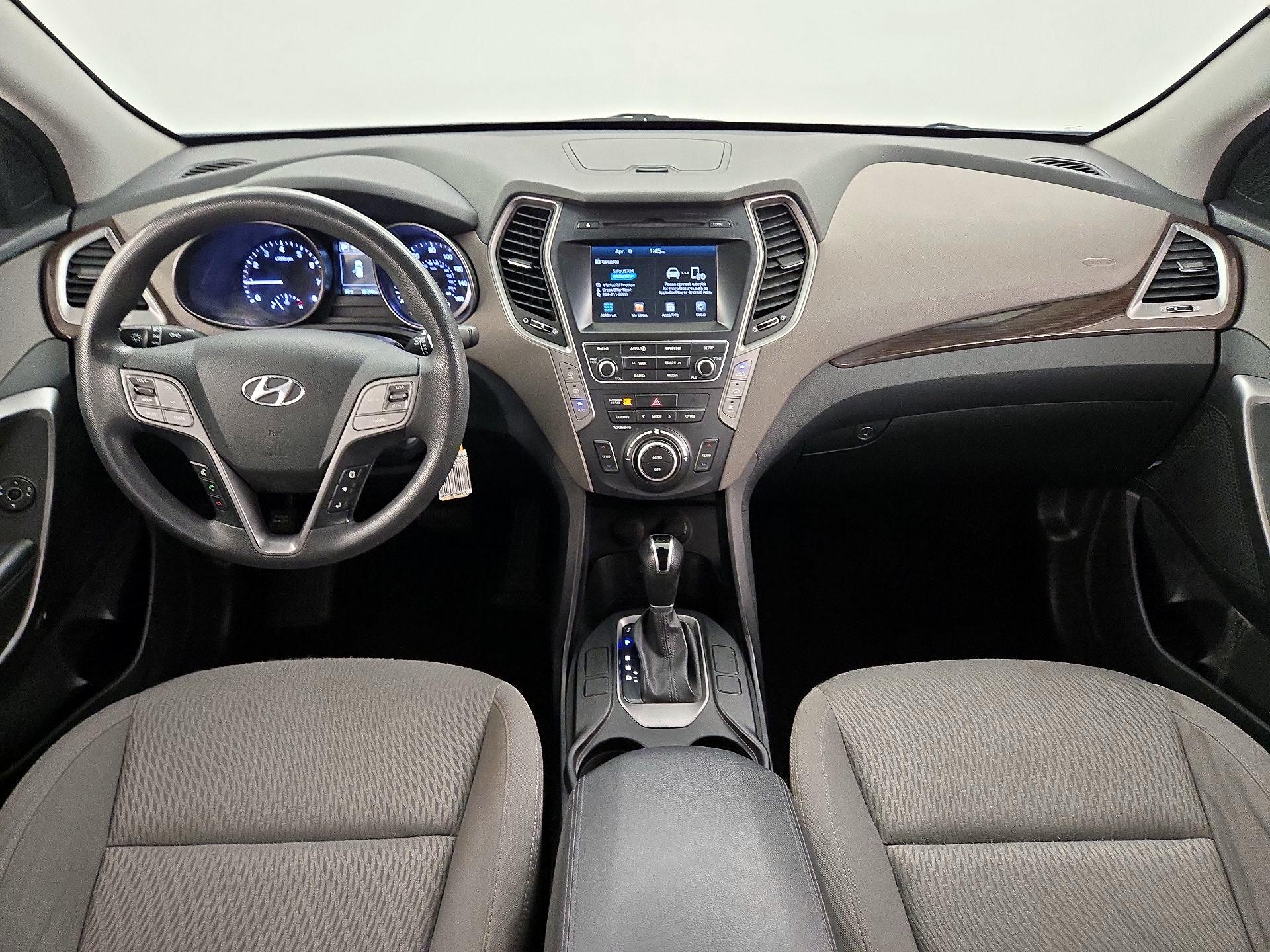 Thumbnail: 2017 Hyundai Santa Fe - 9