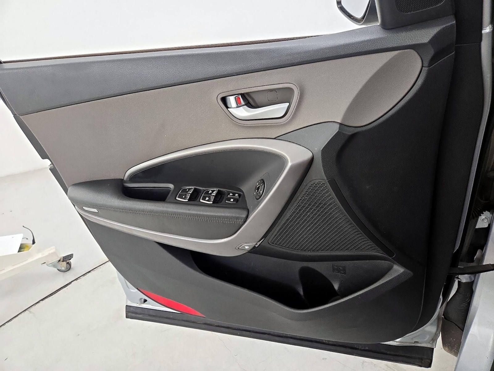 2017 Hyundai Santa Fe SE - Photo 13