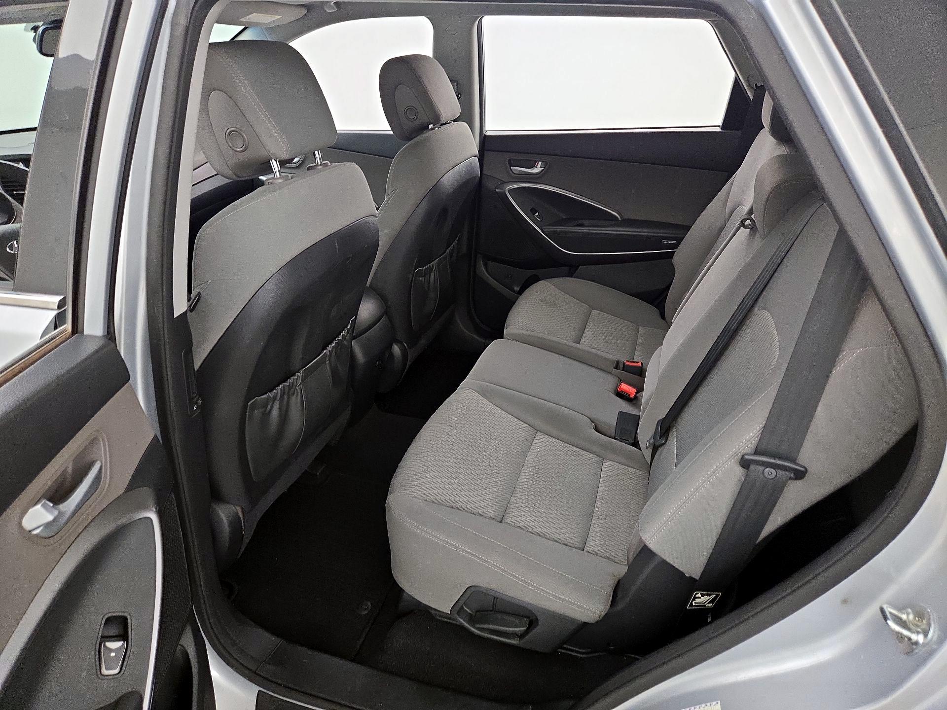 Thumbnail: 2017 Hyundai Santa Fe - 19