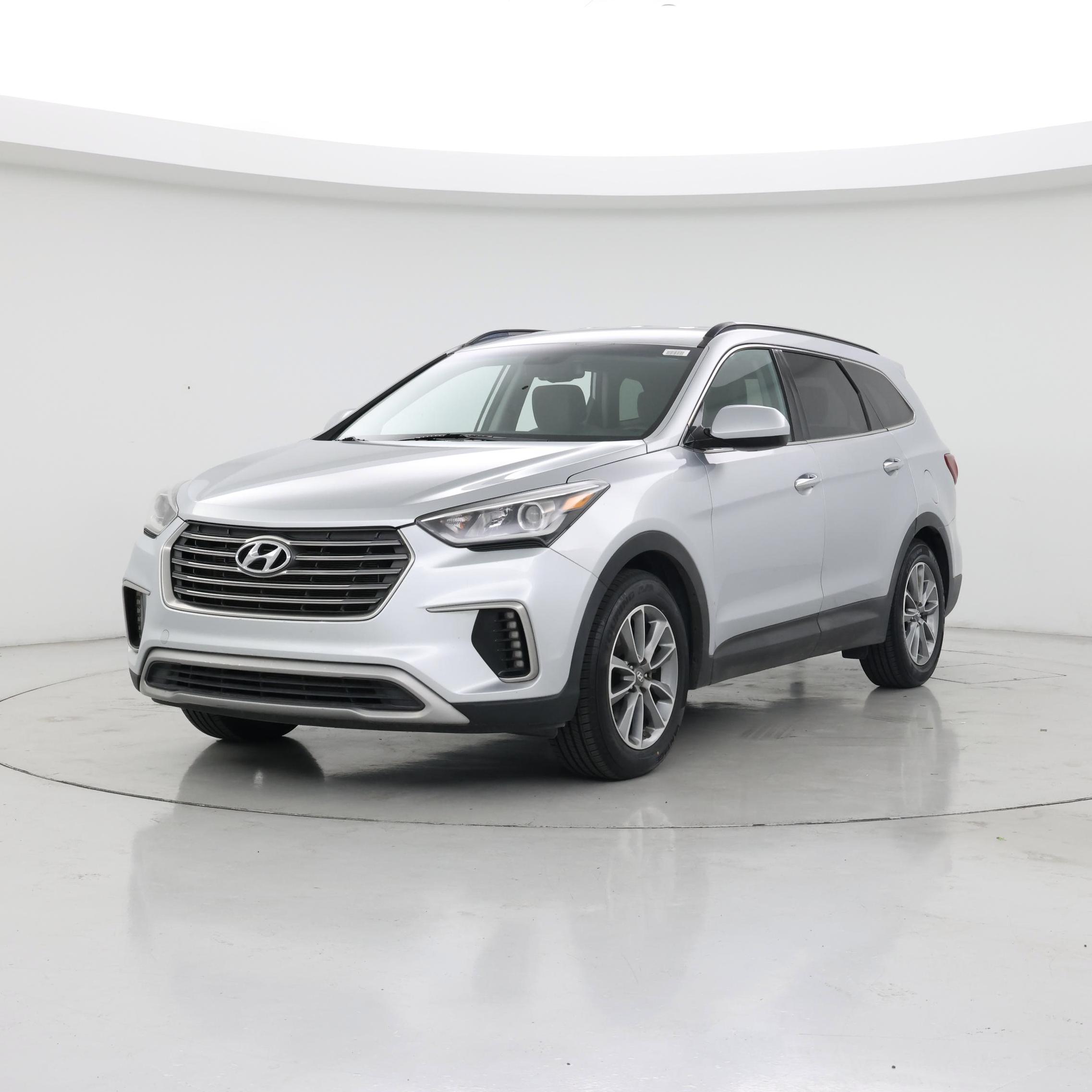 Thumbnail: 2017 Hyundai Santa Fe - 4