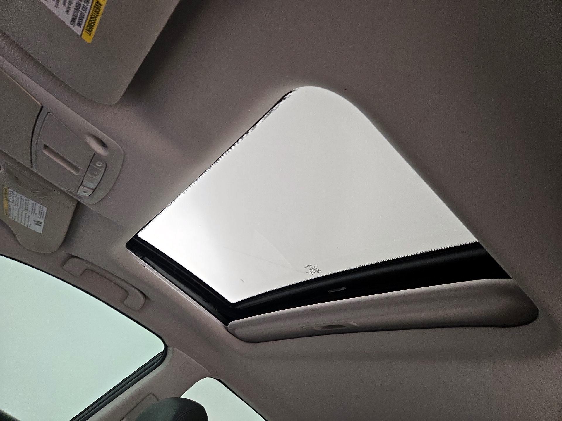 Thumbnail: 2014 Nissan Altima - 19