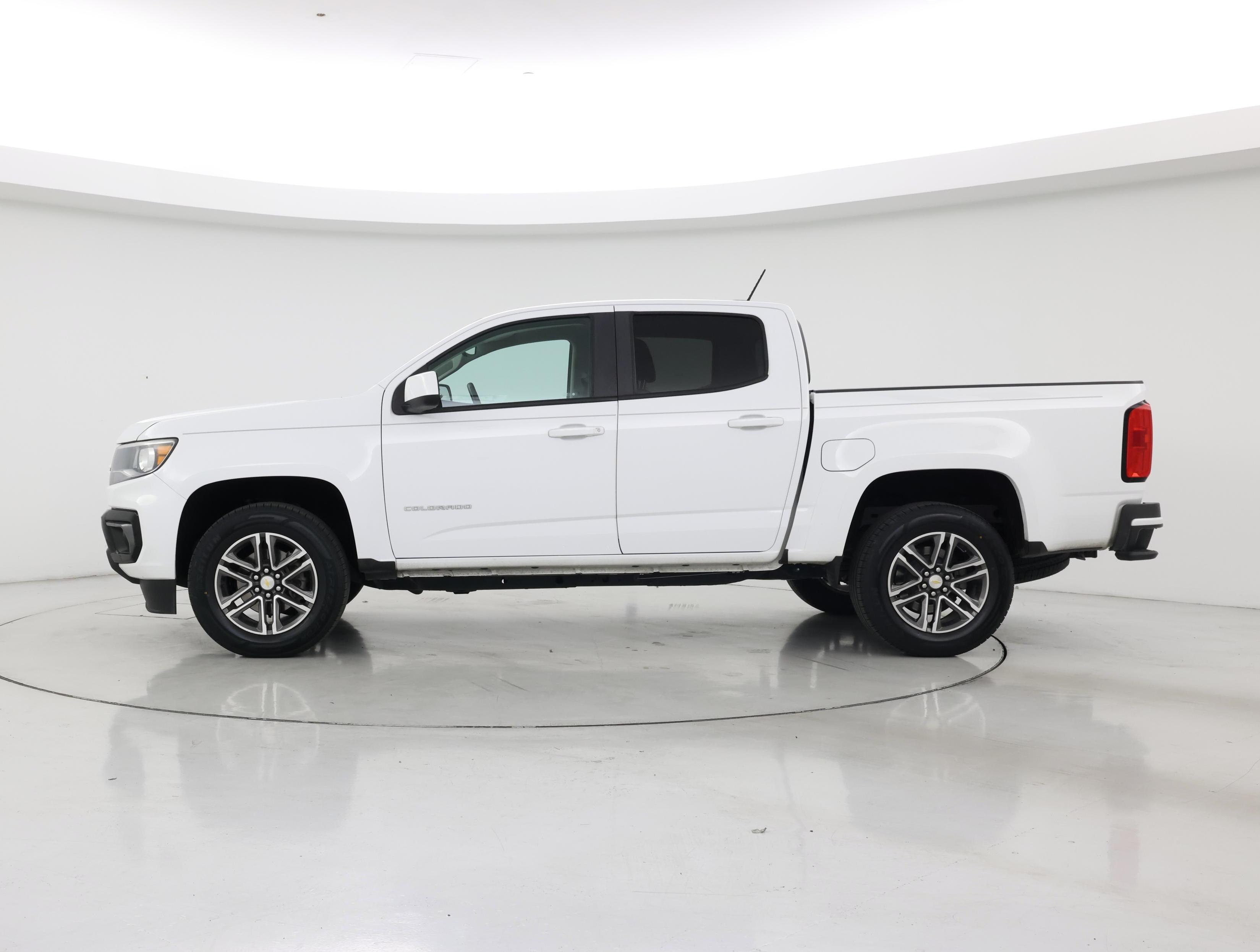 Thumbnail: 2021 Chevrolet Colorado - 3