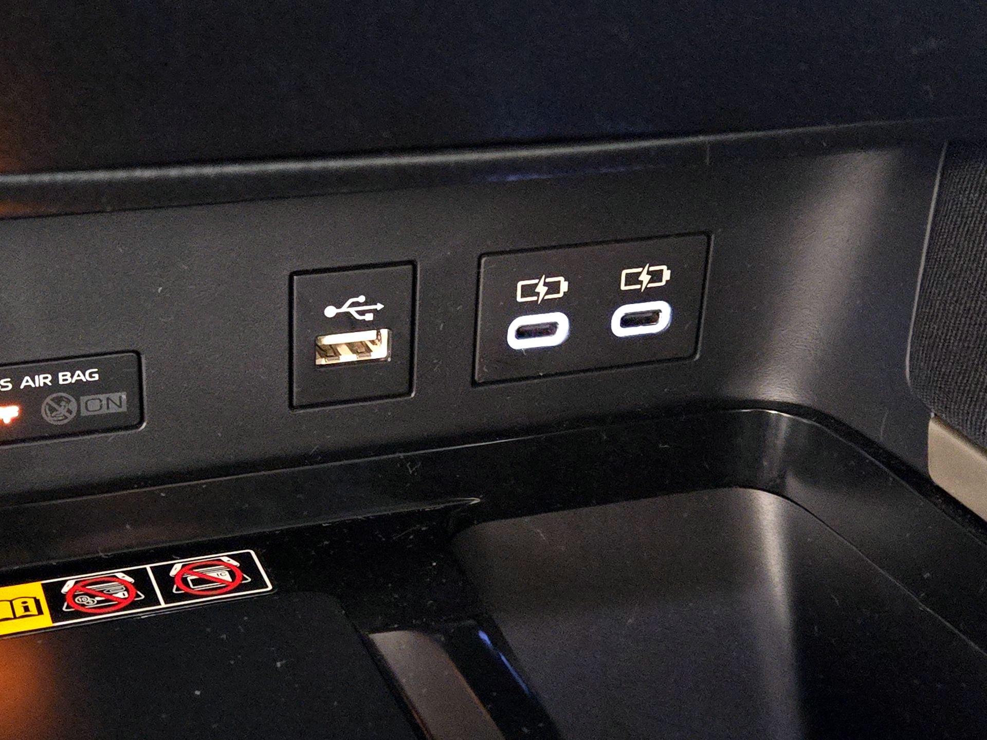 Thumbnail: 2025 Toyota Camry - 19