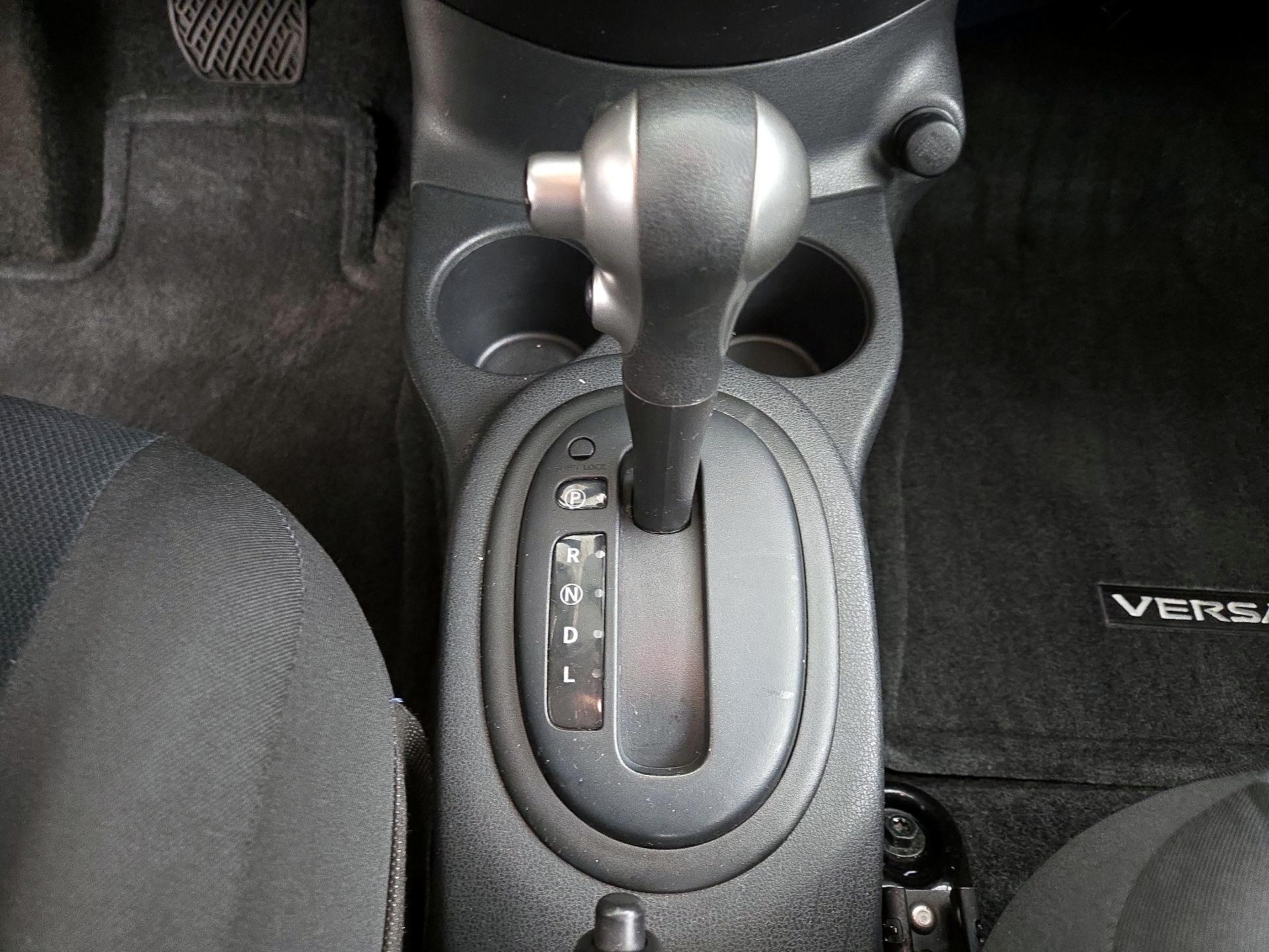 Thumbnail: 2018 Nissan Versa Note - 17