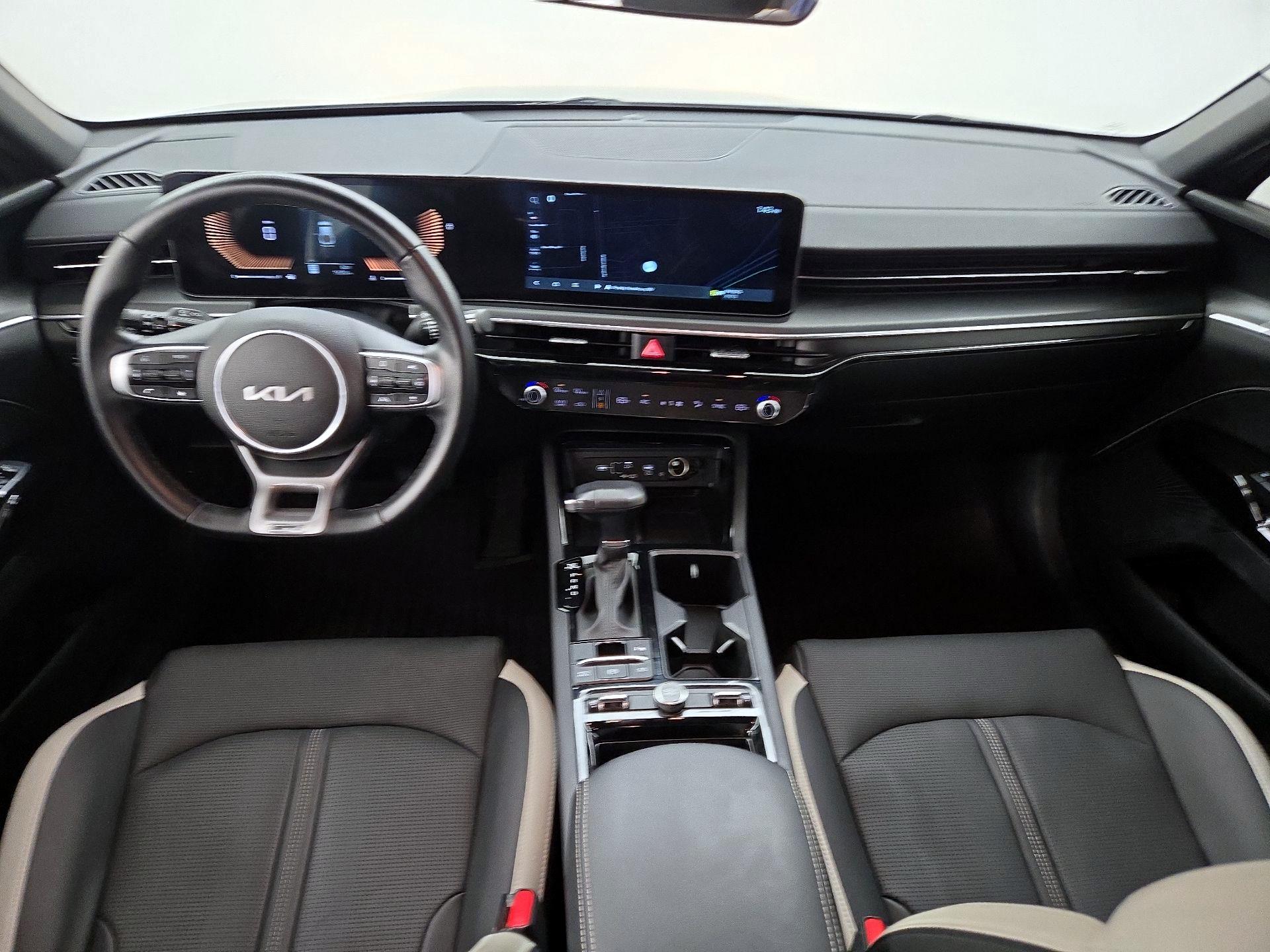 Thumbnail: 2025 Kia K5 - 9