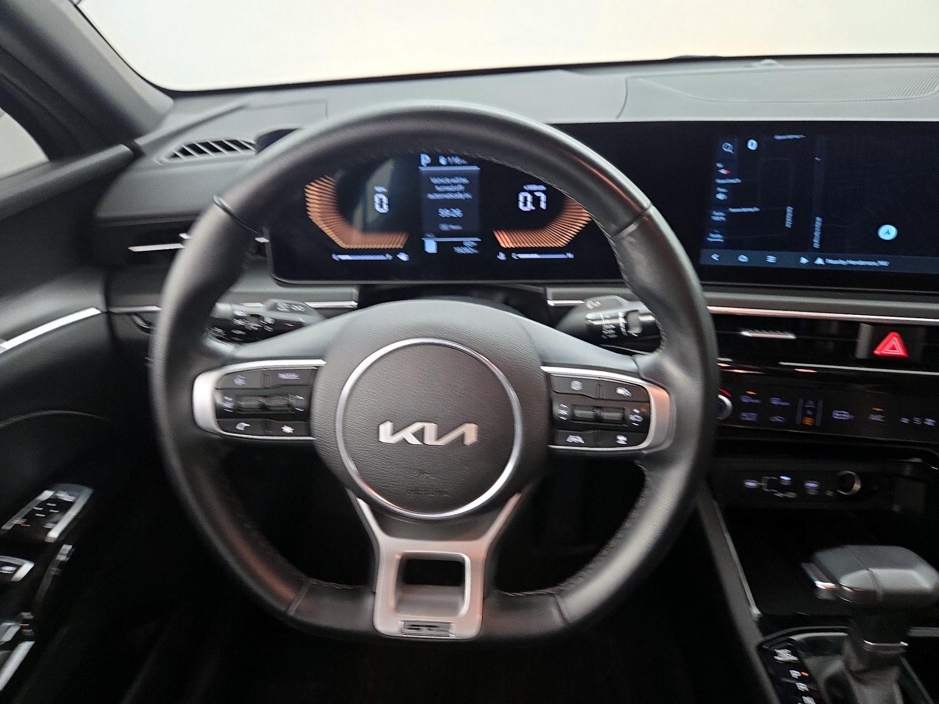 Thumbnail: 2025 Kia K5 - 10