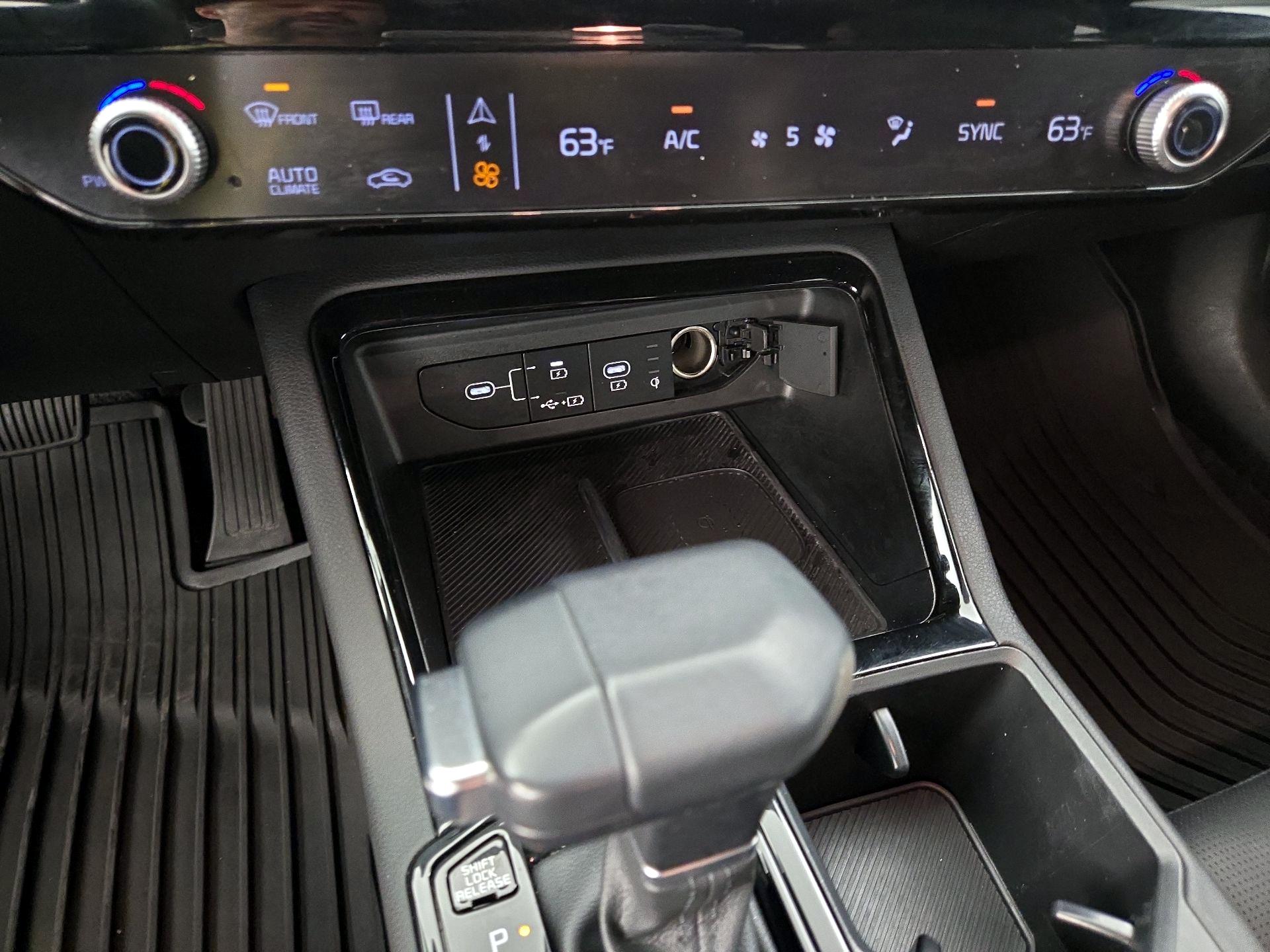 Thumbnail: 2025 Kia K5 - 17