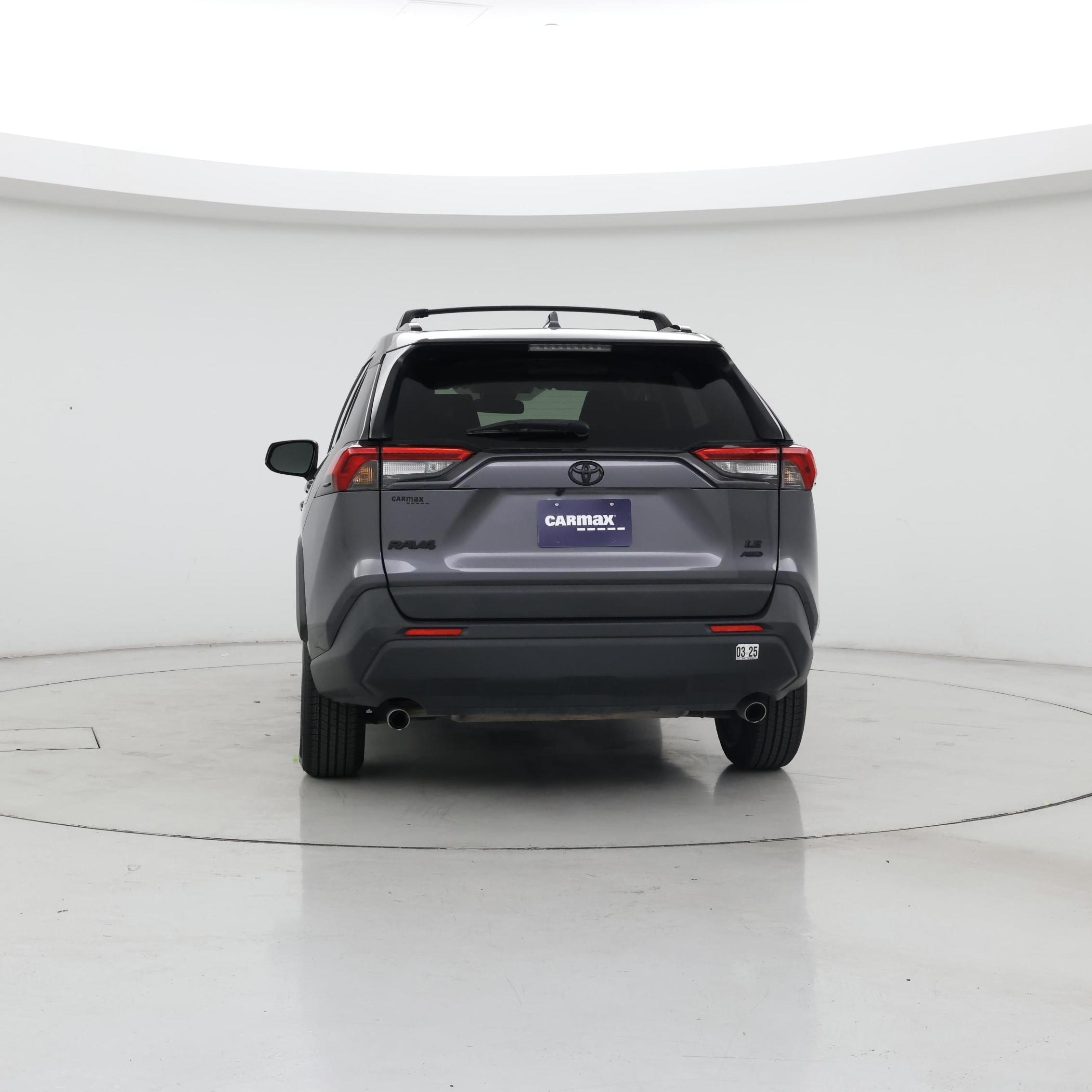 Thumbnail: 2019 Toyota RAV4 - 6