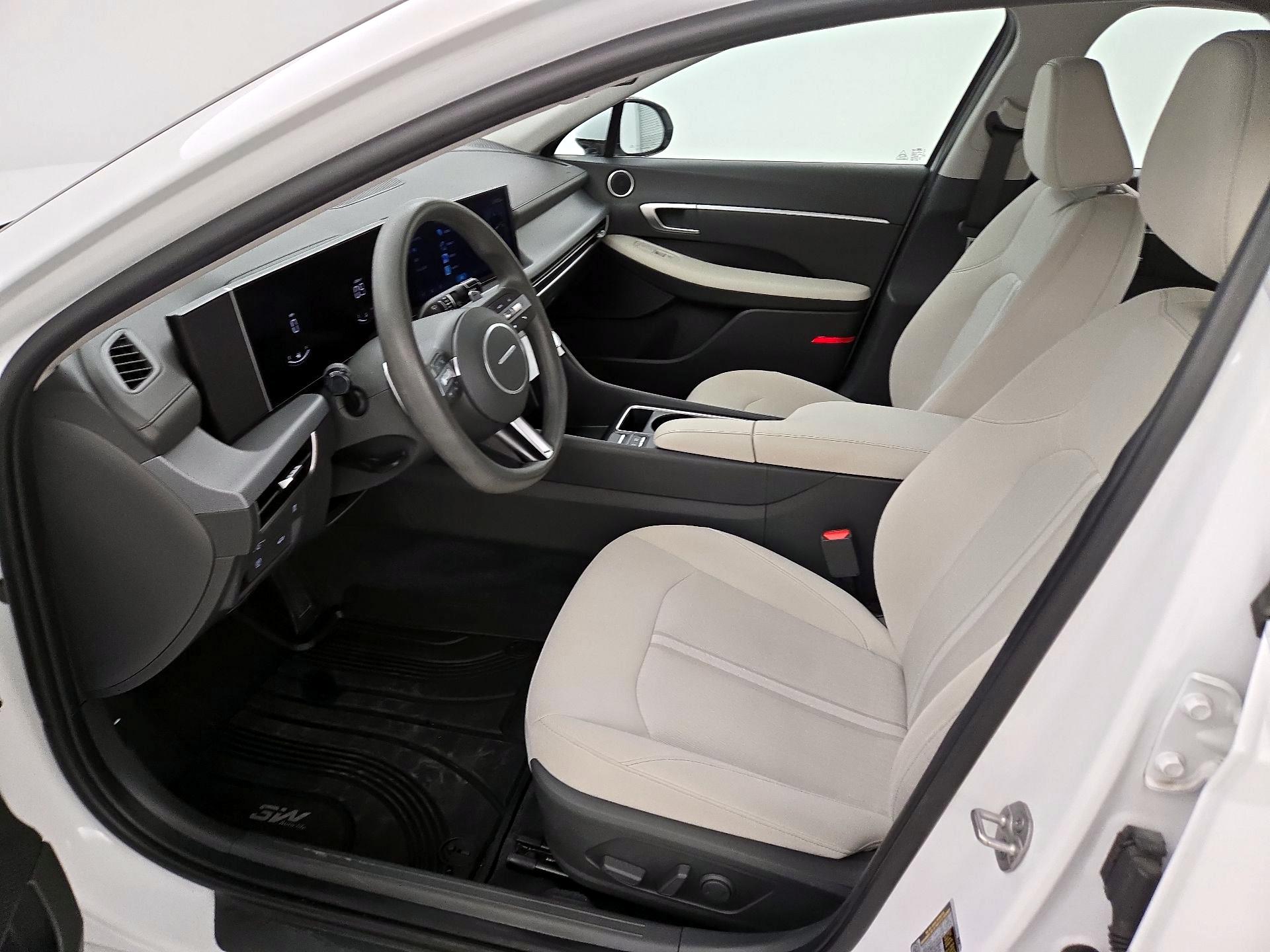 Thumbnail: 2024 Hyundai Sonata - 11