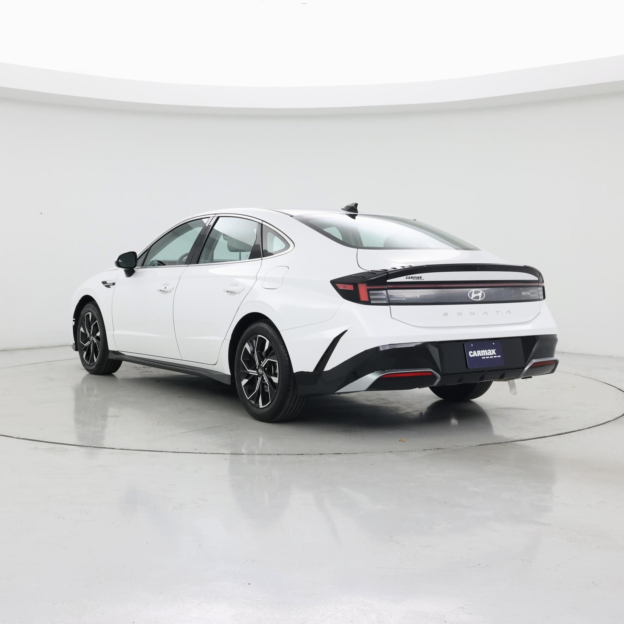 Thumbnail: 2024 Hyundai Sonata - 2