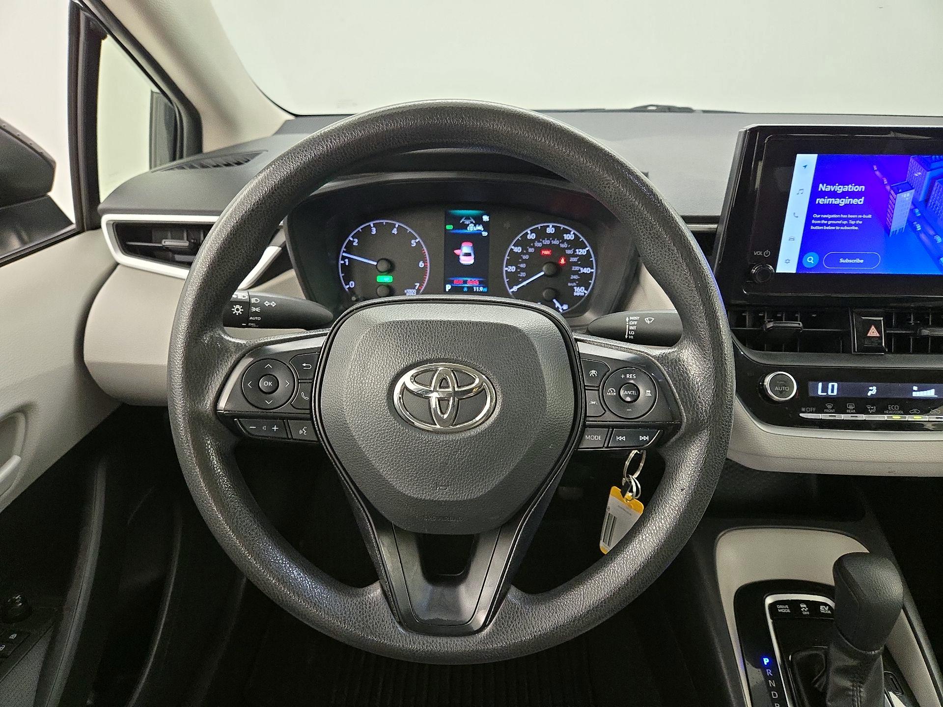 Thumbnail: 2023 Toyota Corolla - 10