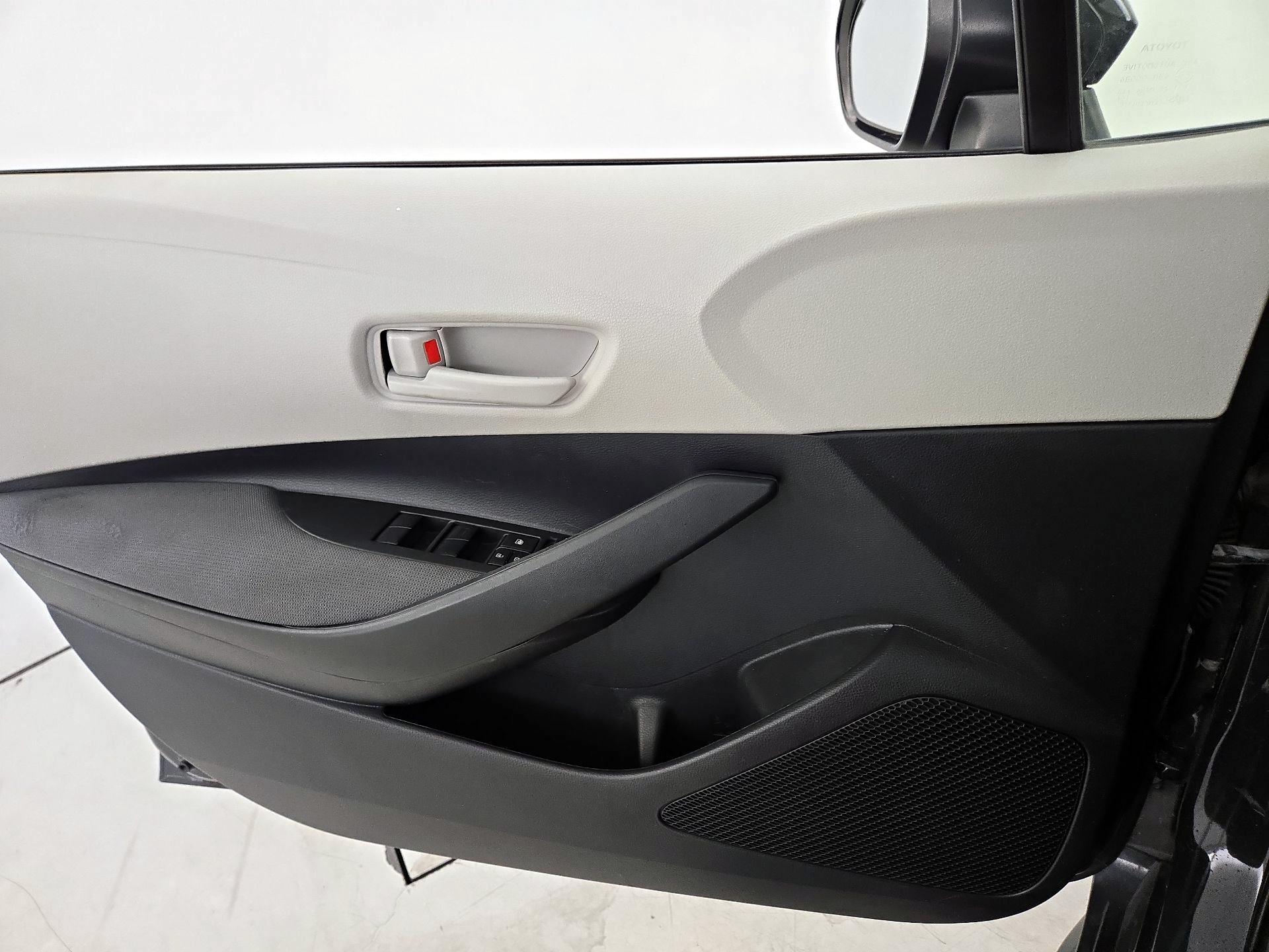 Thumbnail: 2023 Toyota Corolla - 12