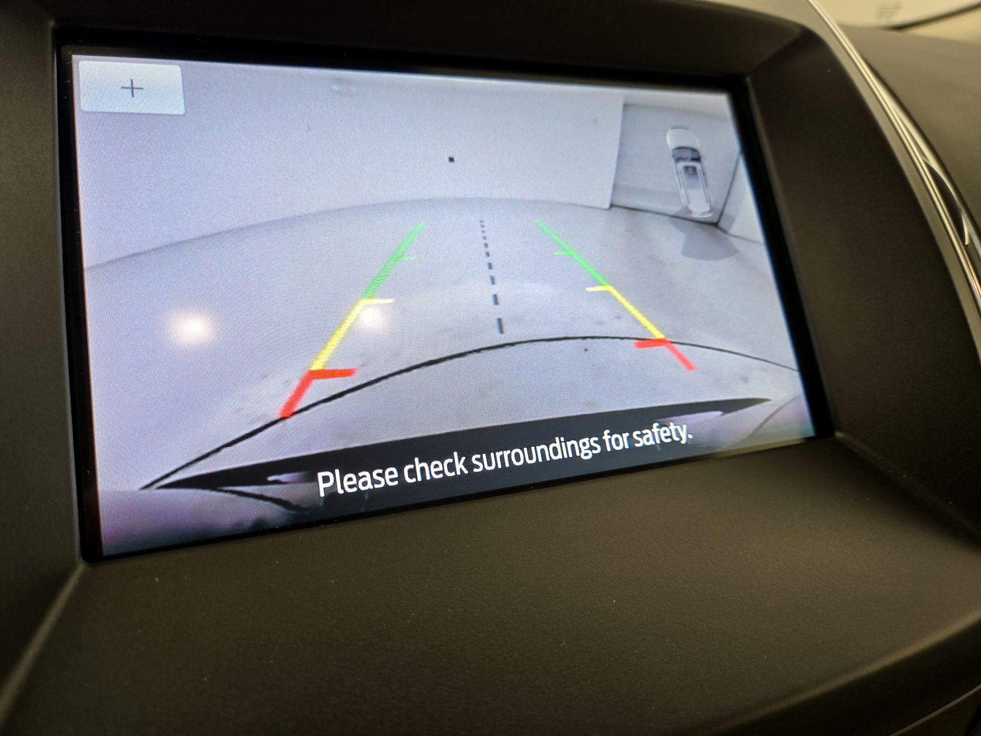 Thumbnail: 2019 Ford Edge - 14