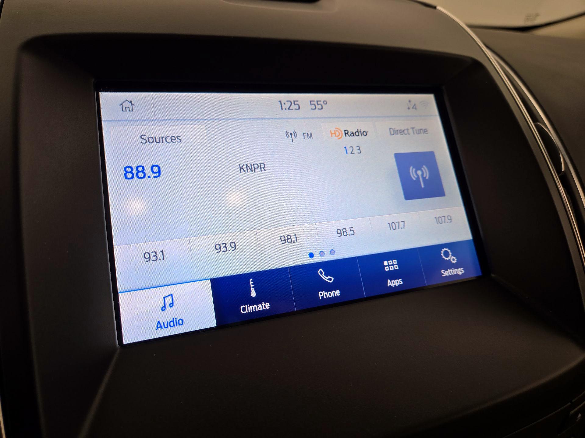 Thumbnail: 2019 Ford Edge - 15