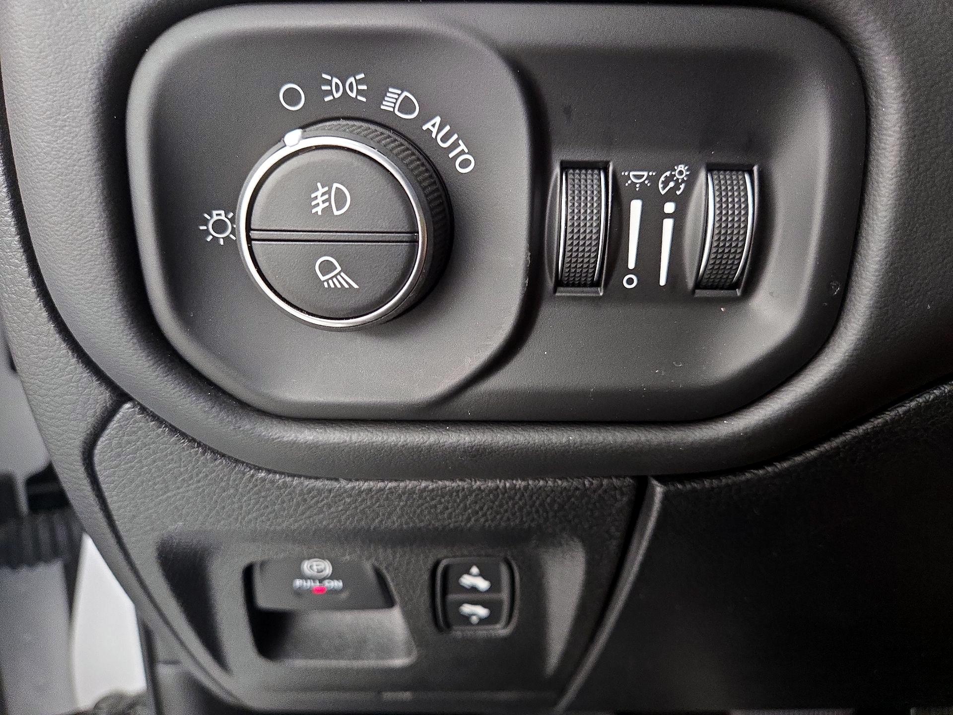 Thumbnail: 2020 RAM 1500 - 13