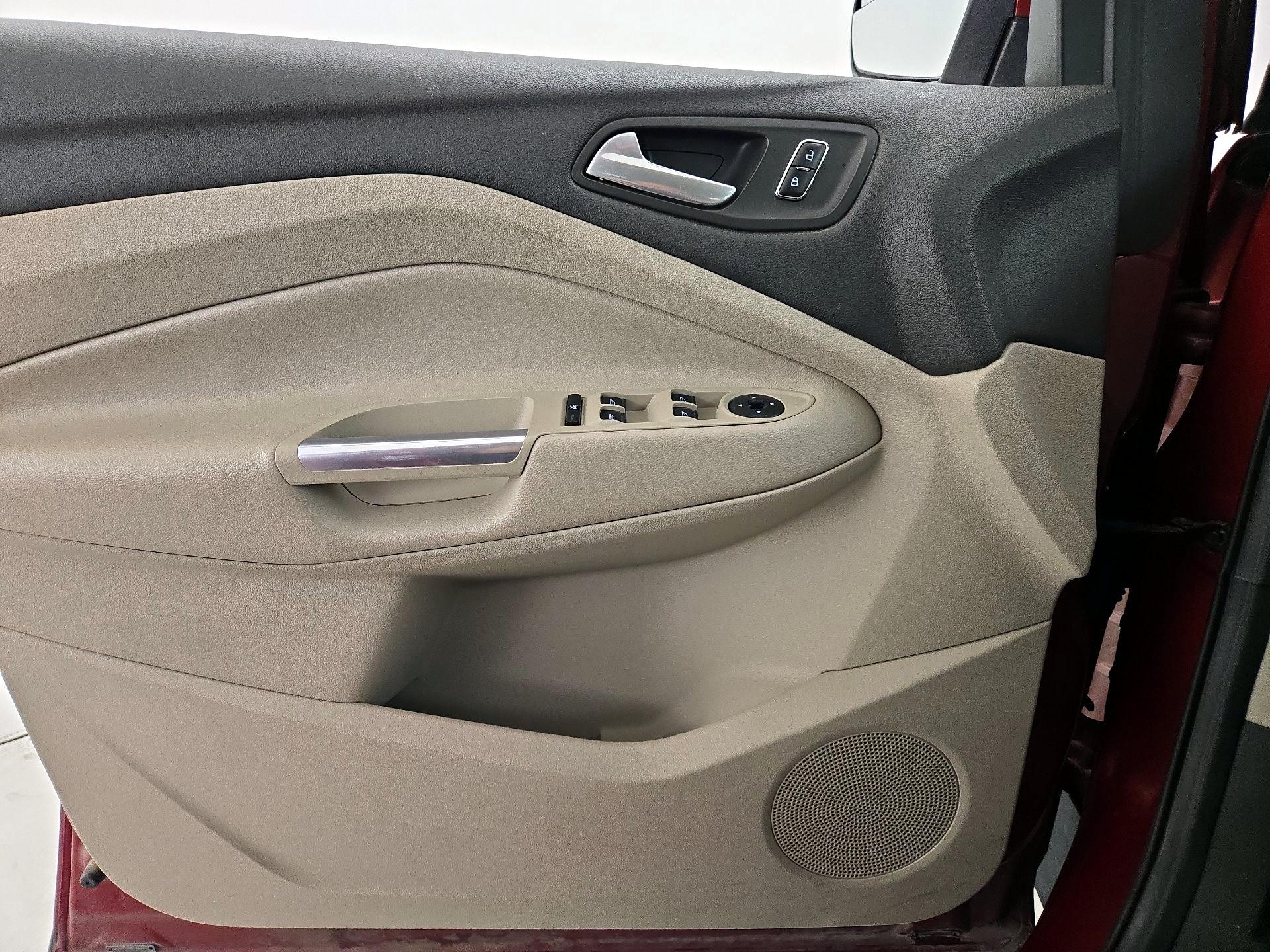 Thumbnail: 2015 Ford Escape - 12