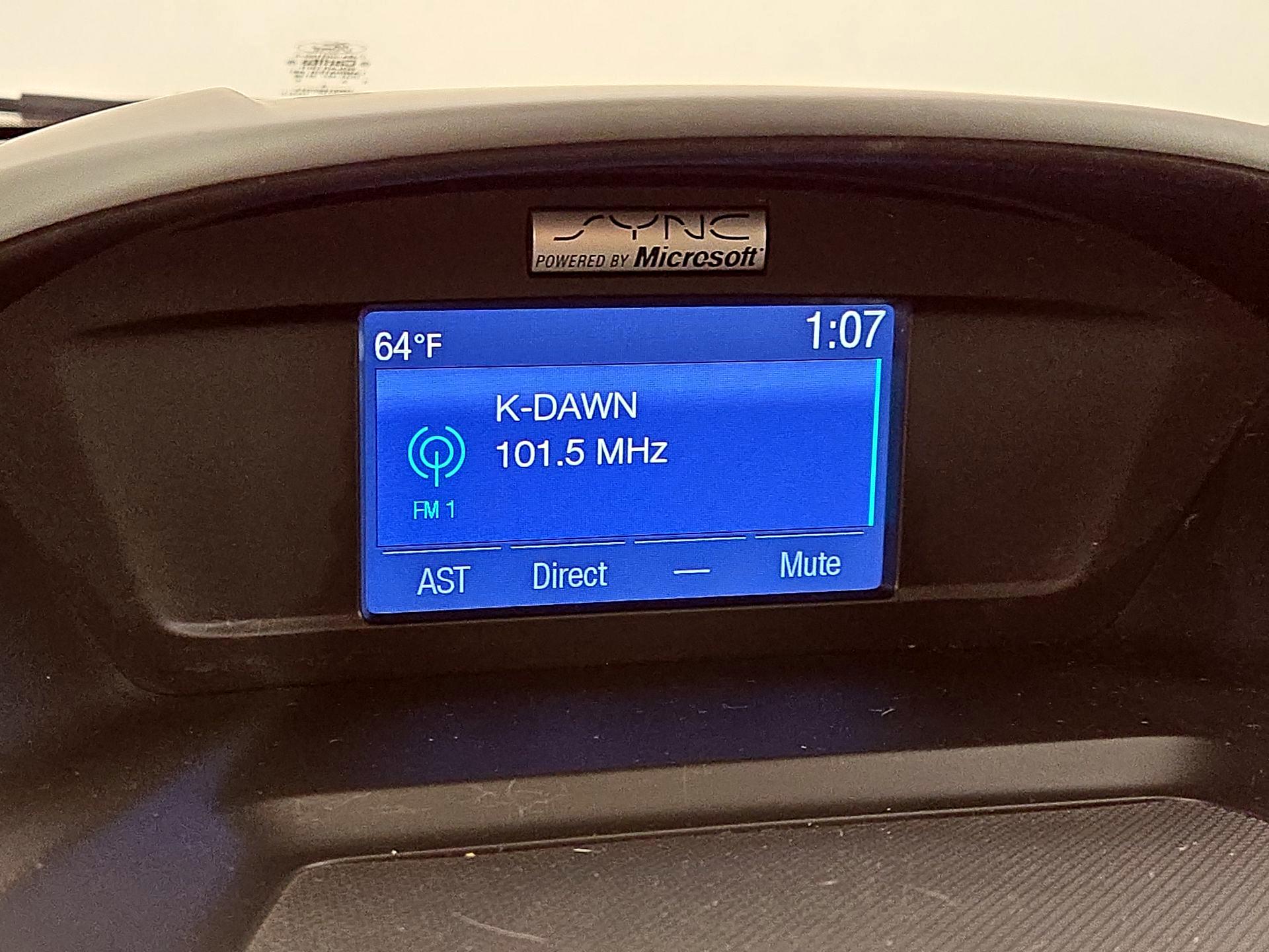 Thumbnail: 2015 Ford Escape - 15