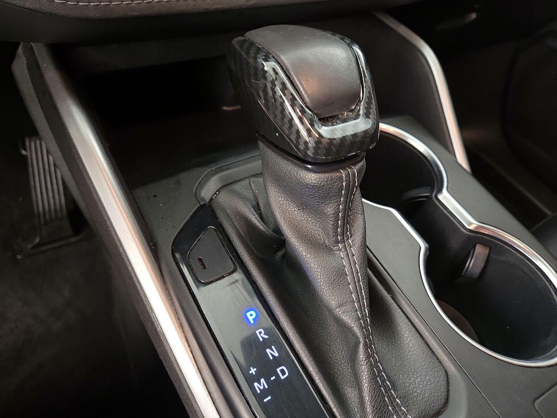 Thumbnail: 2023 Toyota Highlander - 18