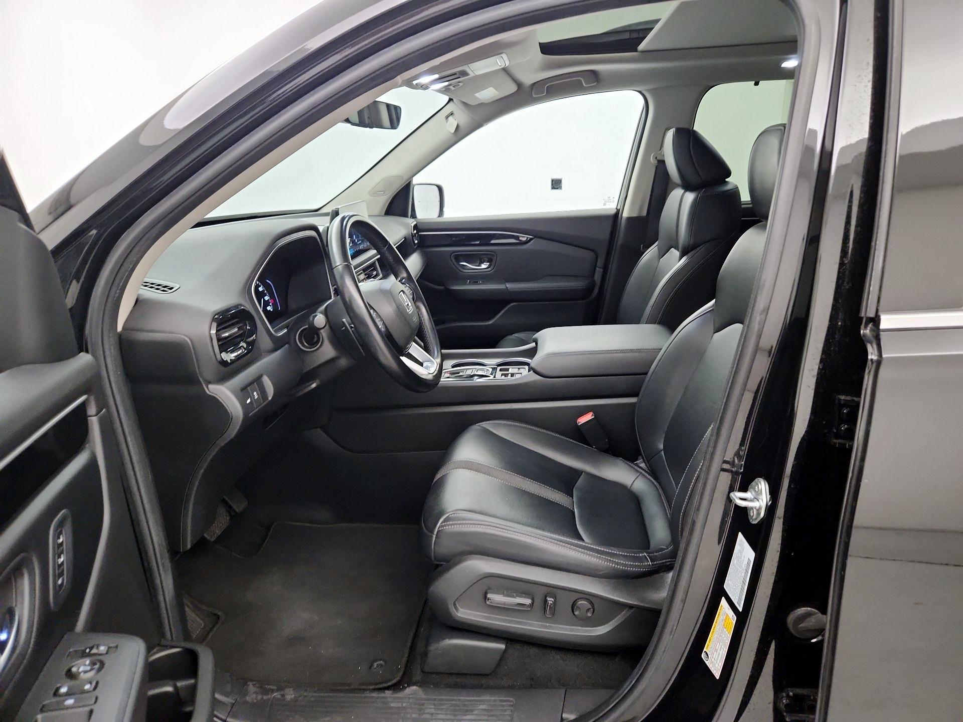 Thumbnail: 2023 Honda Pilot - 11