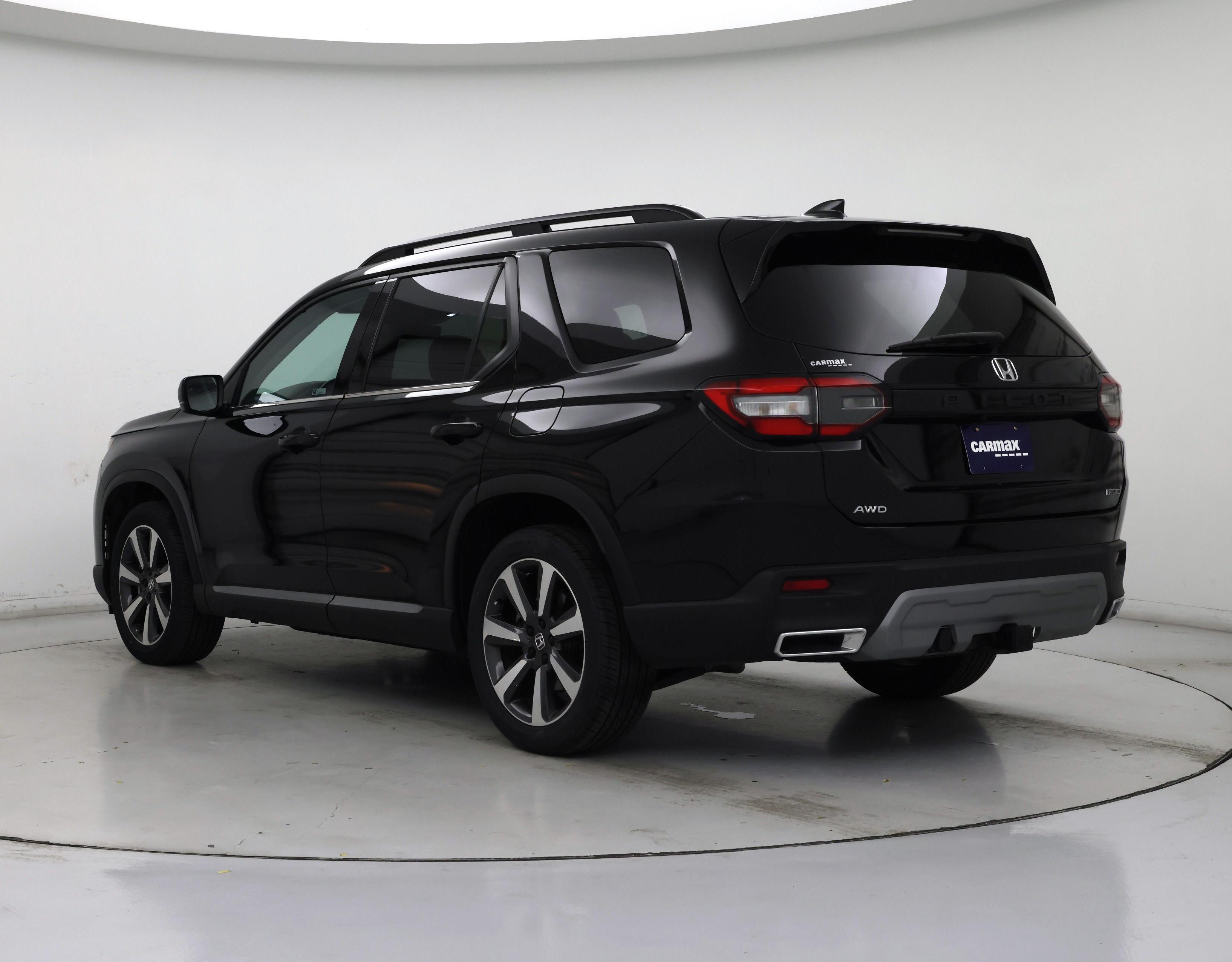 Thumbnail: 2023 Honda Pilot - 2