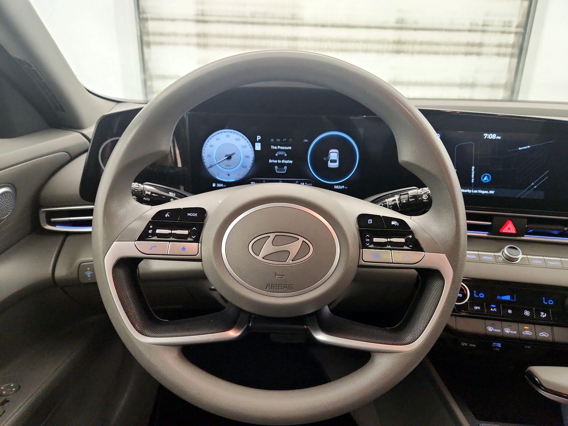 Thumbnail: 2024 Hyundai Elantra - 10