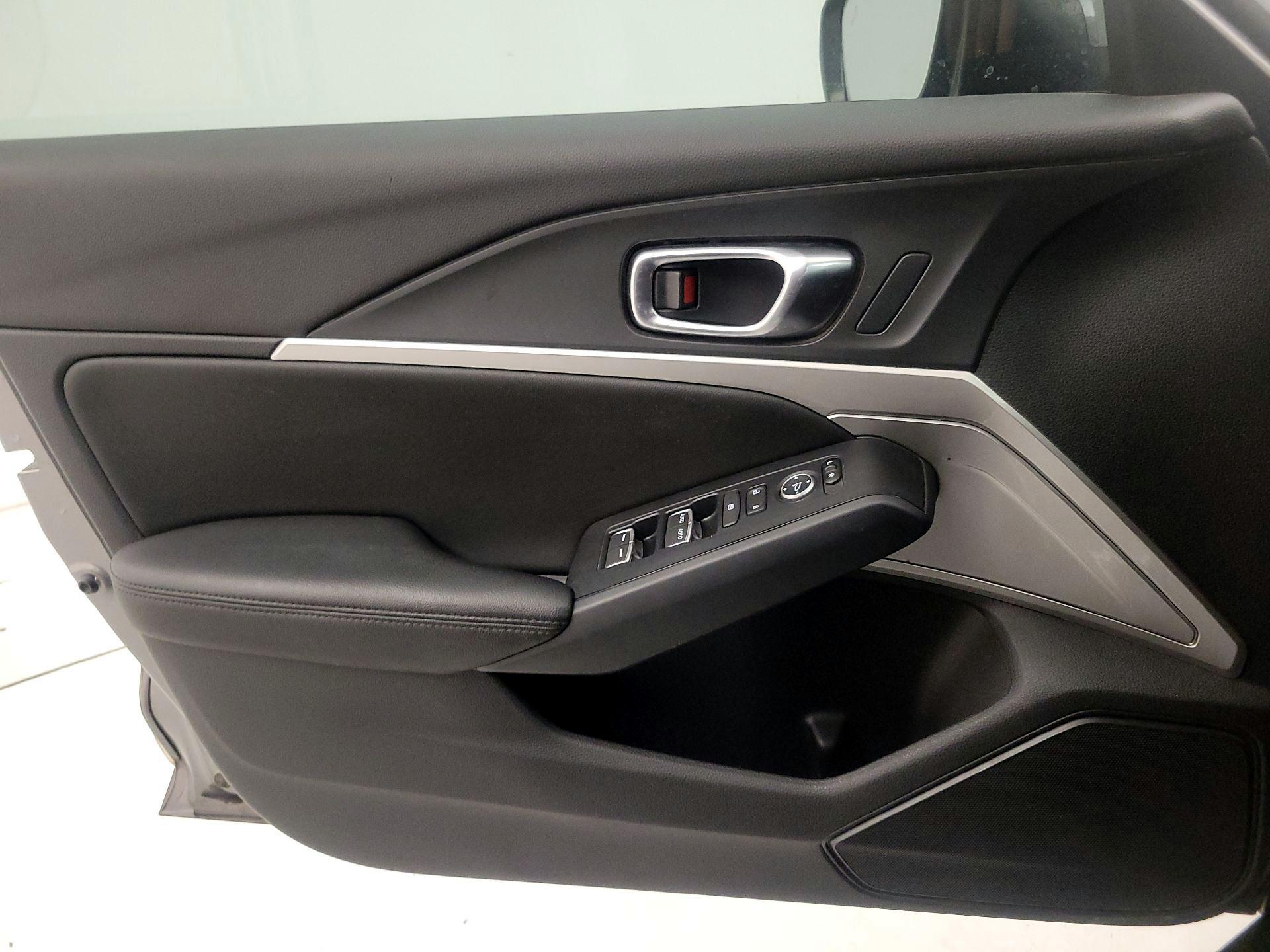 Thumbnail: 2023 Acura Integra - 12