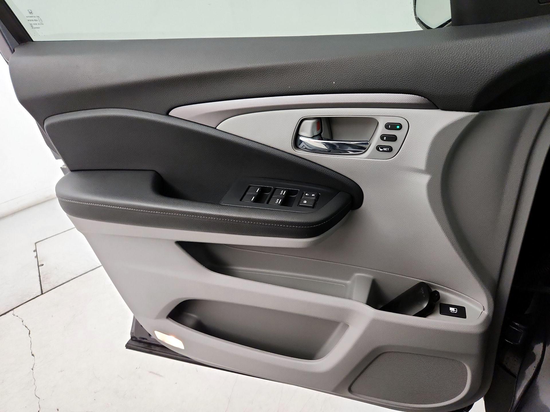 Thumbnail: 2023 Honda Ridgeline - 12