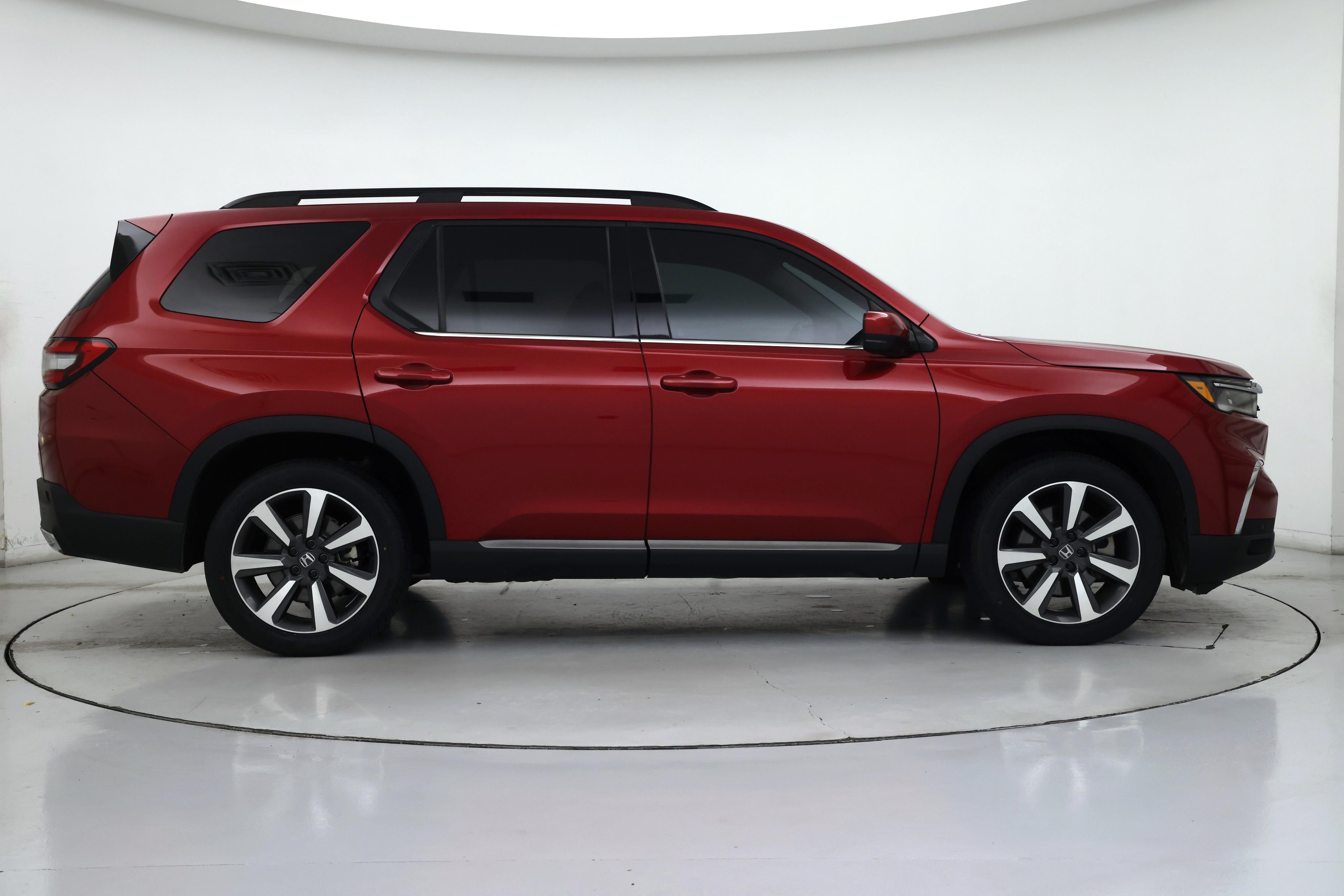 Thumbnail: 2023 Honda Pilot - 7