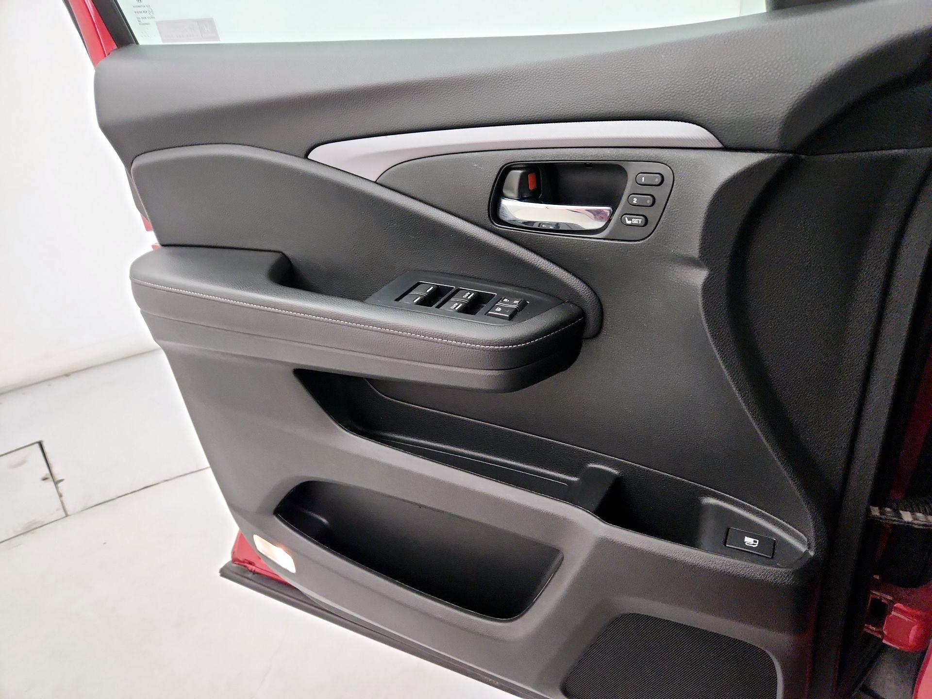 Thumbnail: 2023 Honda Ridgeline - 12