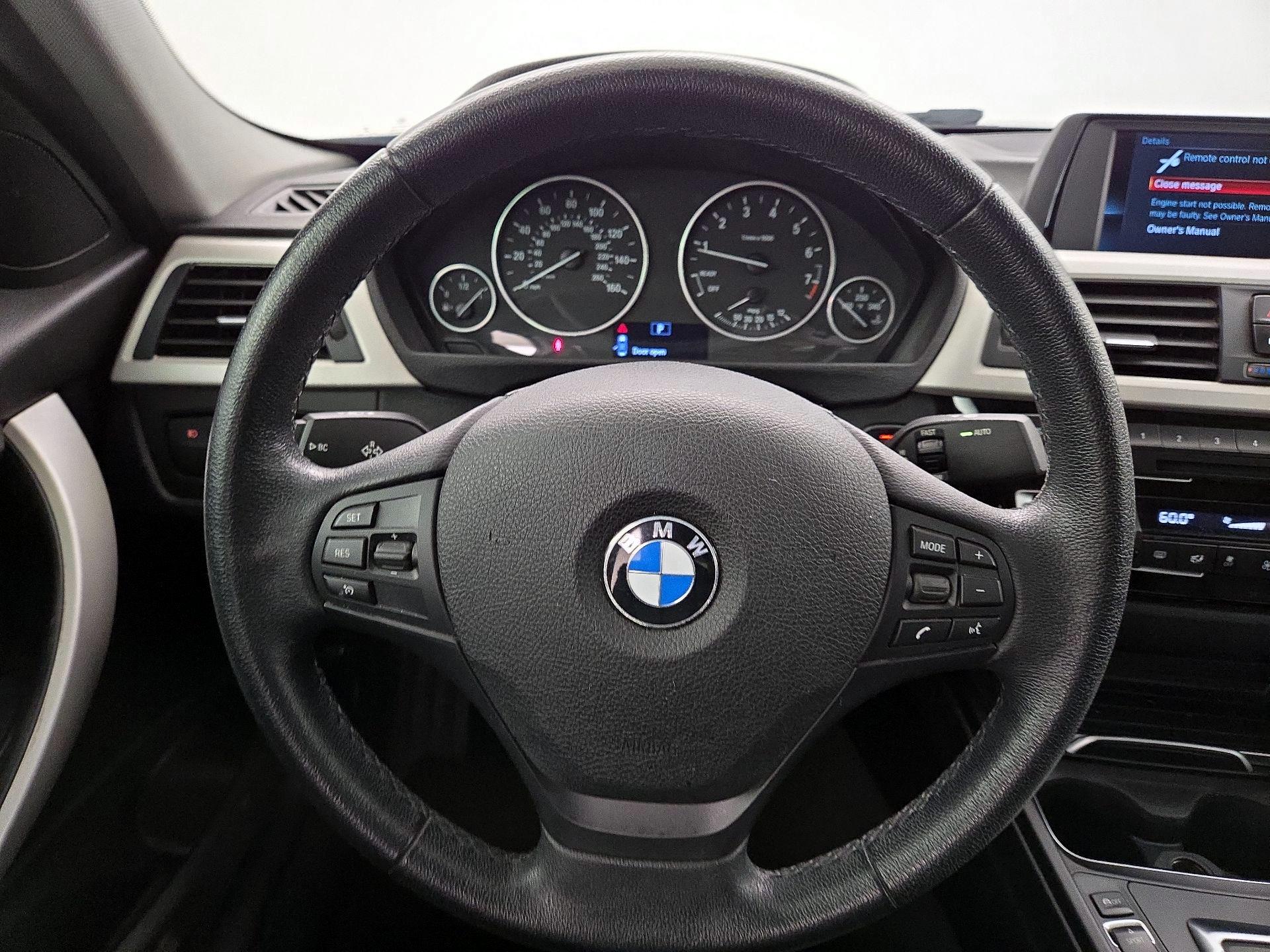 Thumbnail: 2018 BMW 3 Series - 10