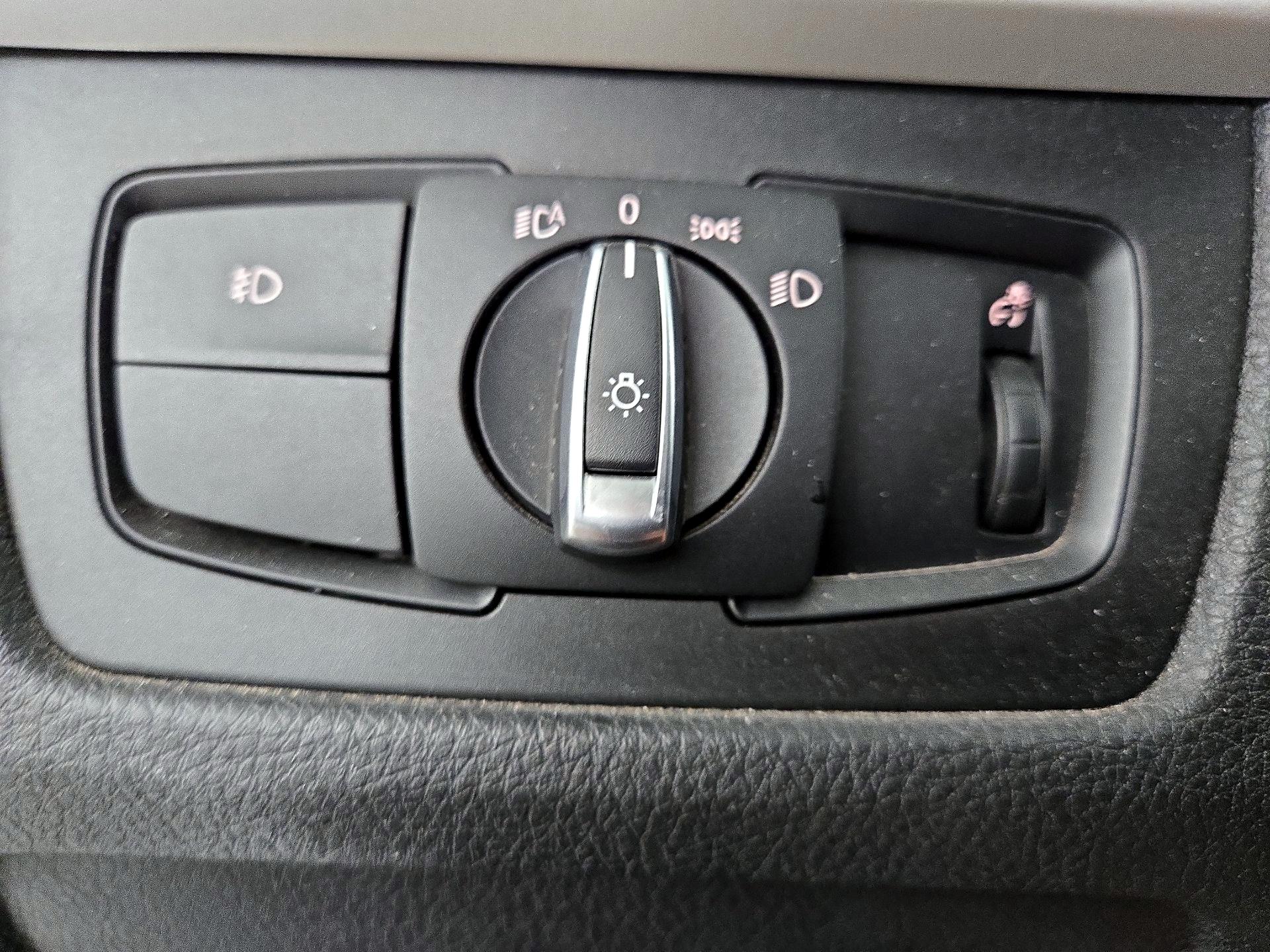 Thumbnail: 2018 BMW 3 Series - 13