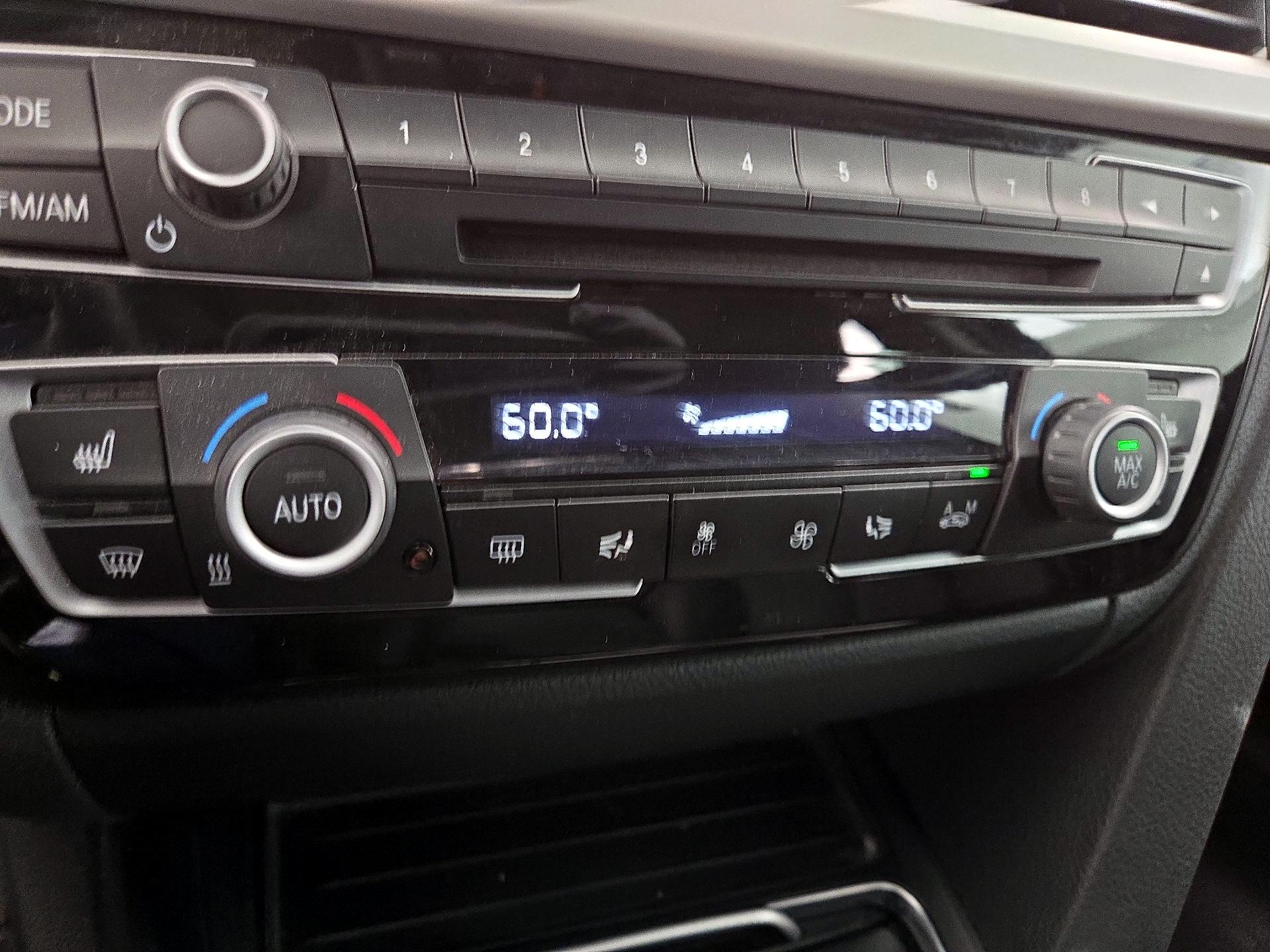 Thumbnail: 2018 BMW 3 Series - 16