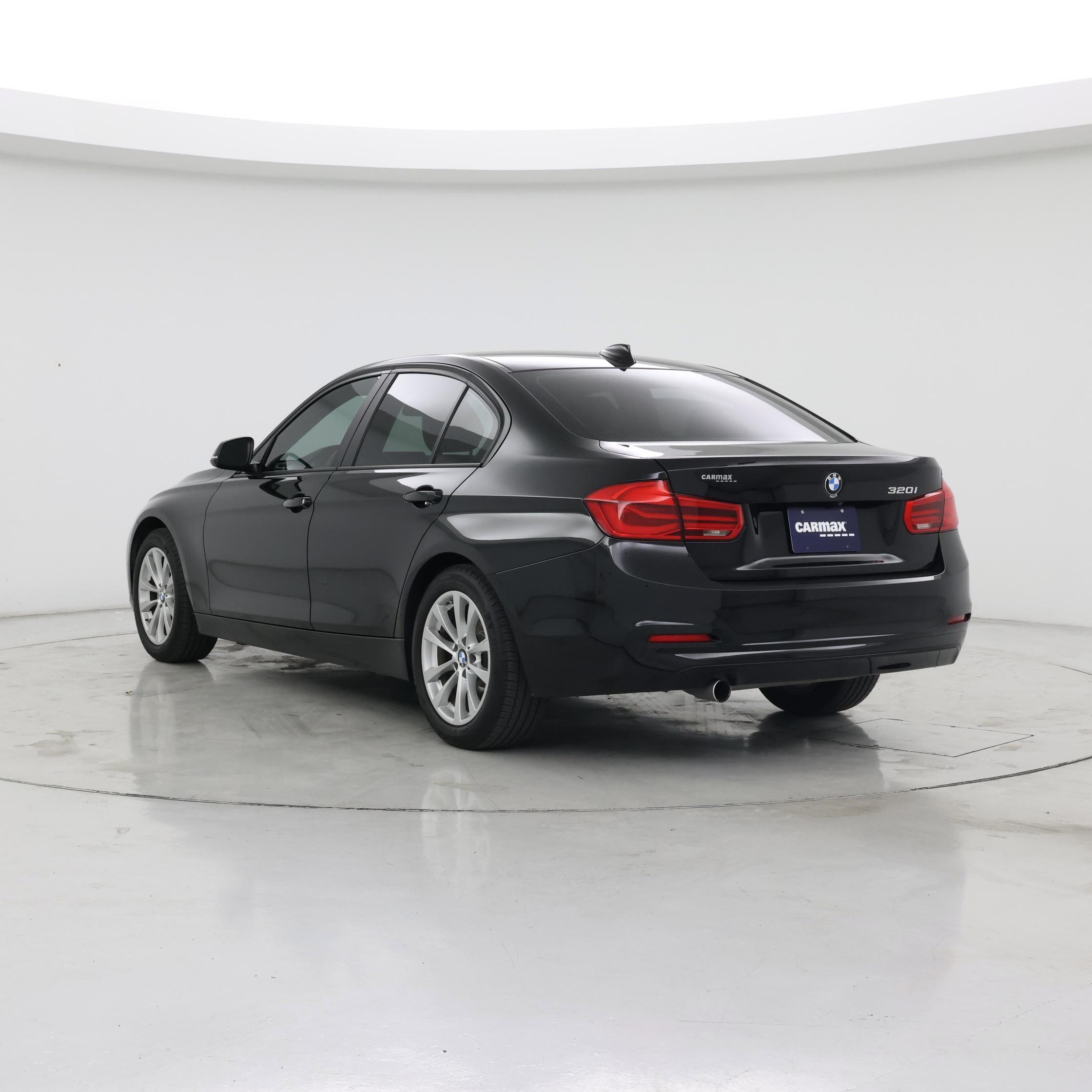 Thumbnail: 2018 BMW 3 Series - 2