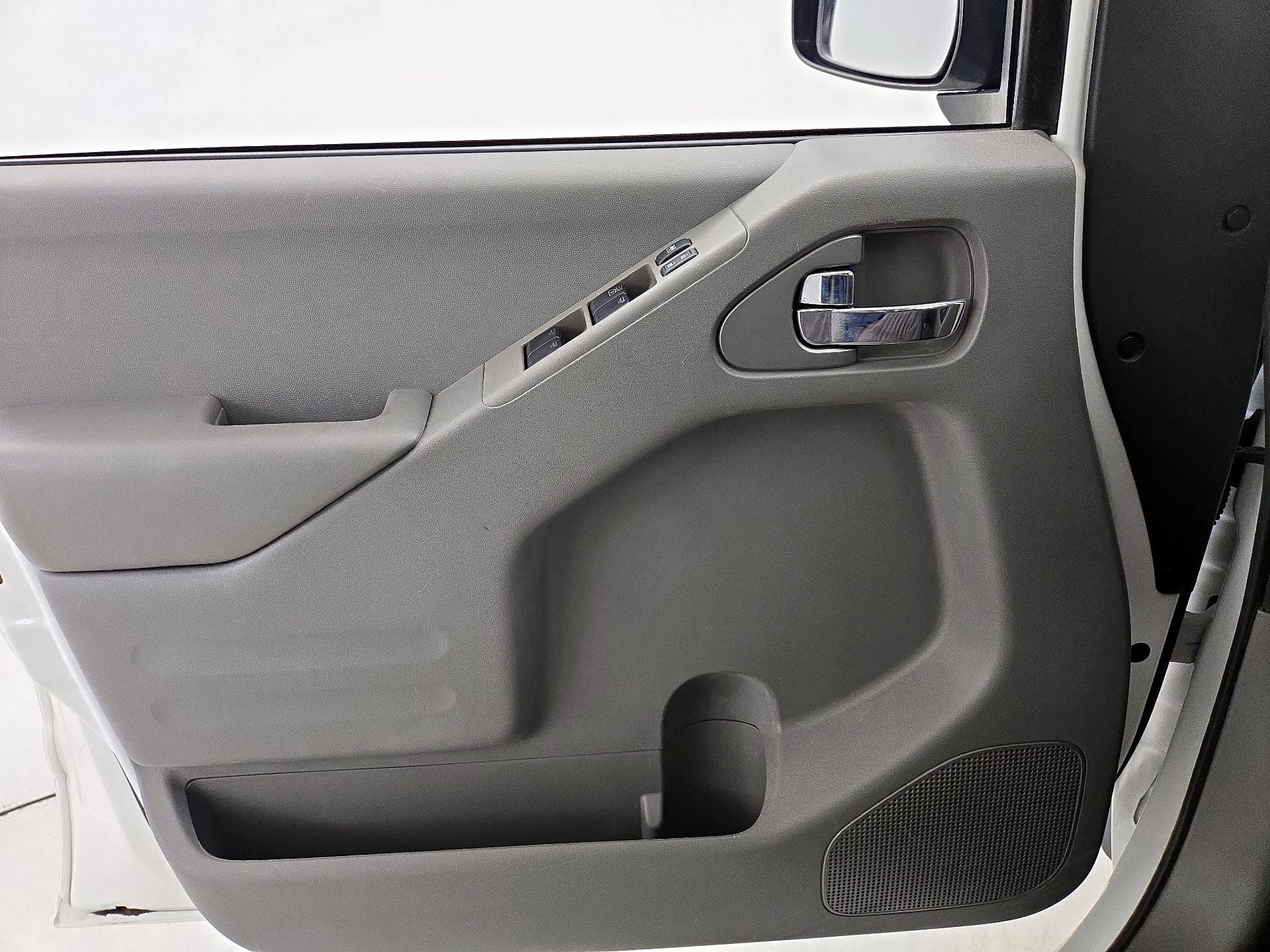 Thumbnail: 2020 Nissan Frontier - 12