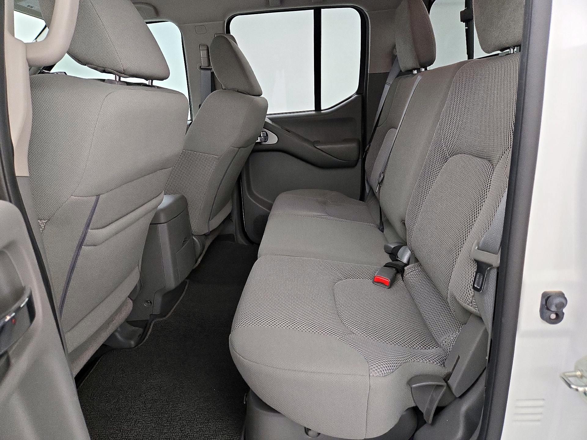 Thumbnail: 2020 Nissan Frontier - 18