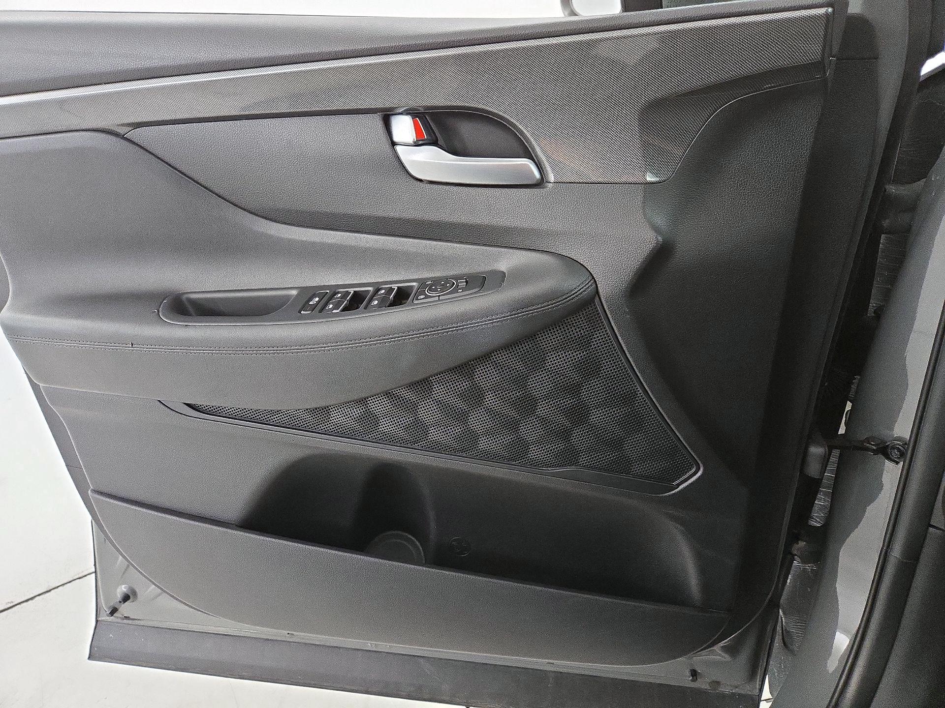 Thumbnail: 2023 Hyundai Santa Fe - 12